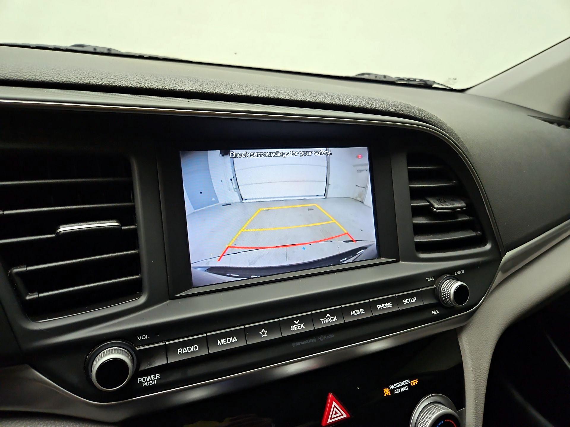 Thumbnail: 2019 Hyundai Elantra - 14