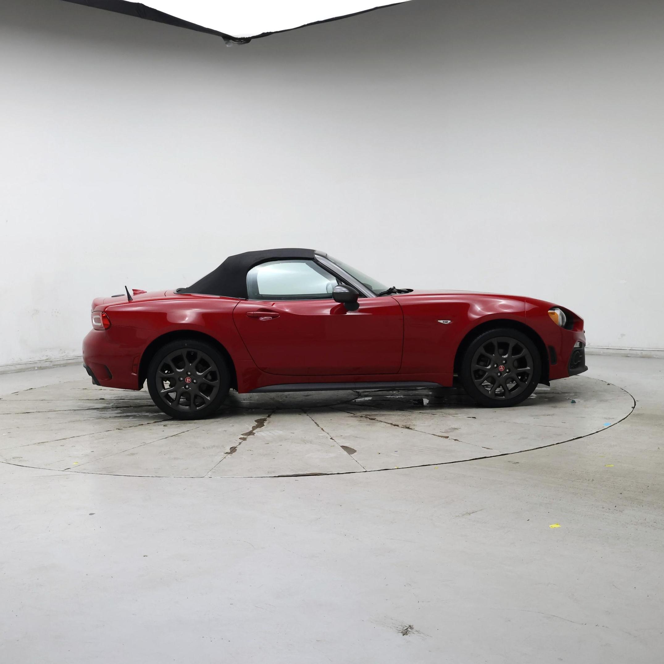 Thumbnail: 2018 Fiat 124 Spider - 7