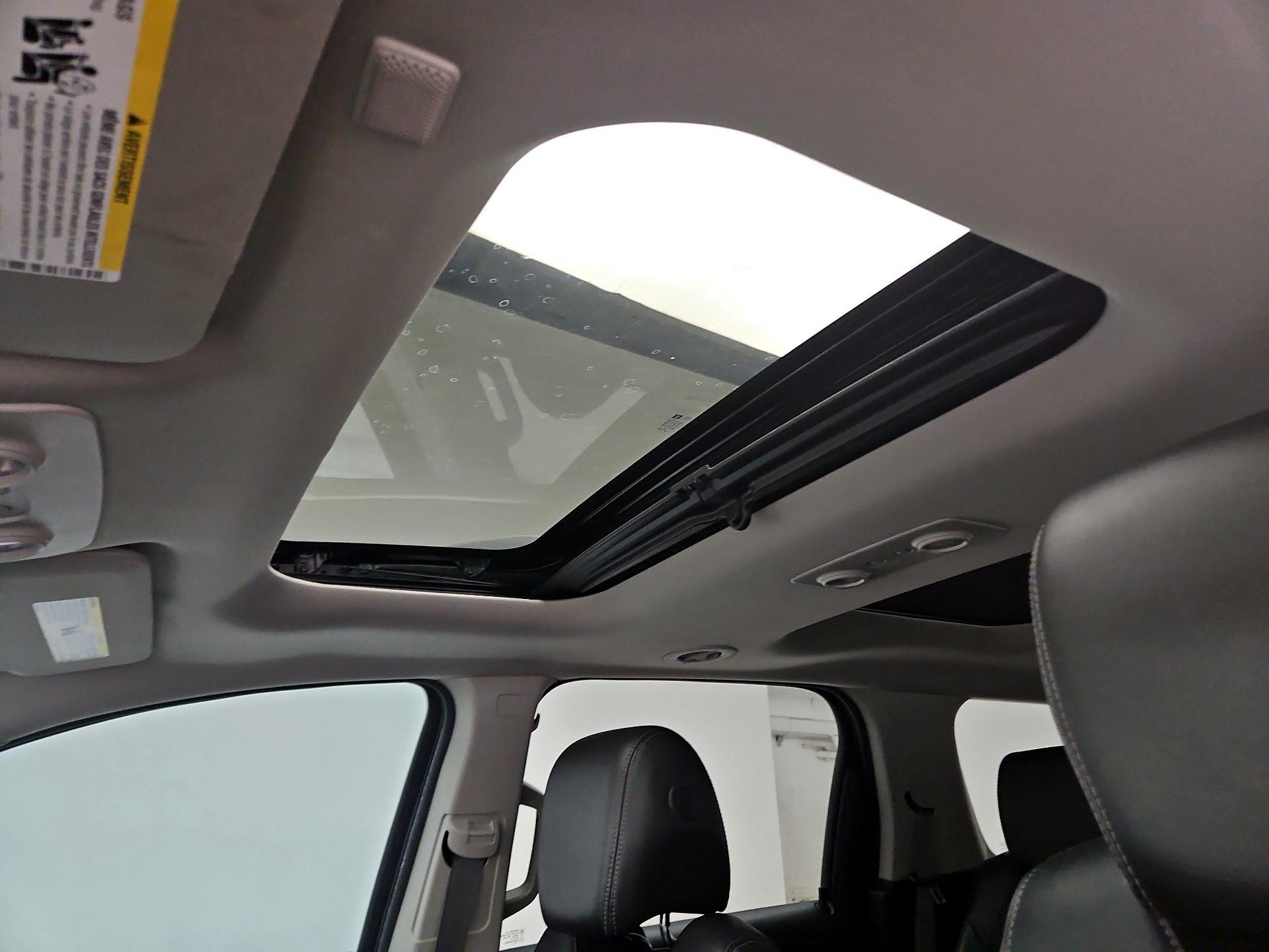 Thumbnail: 2015 GMC Acadia - 20