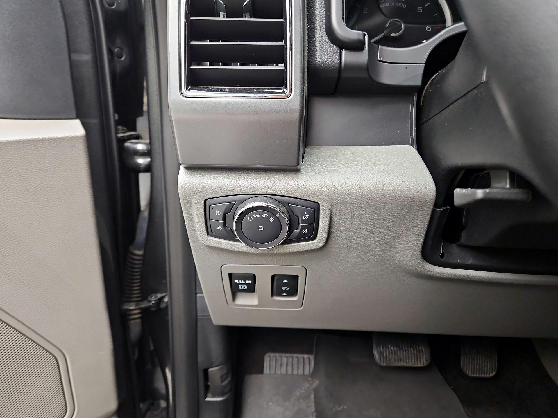 Thumbnail: 2020 Ford F-150 - 13