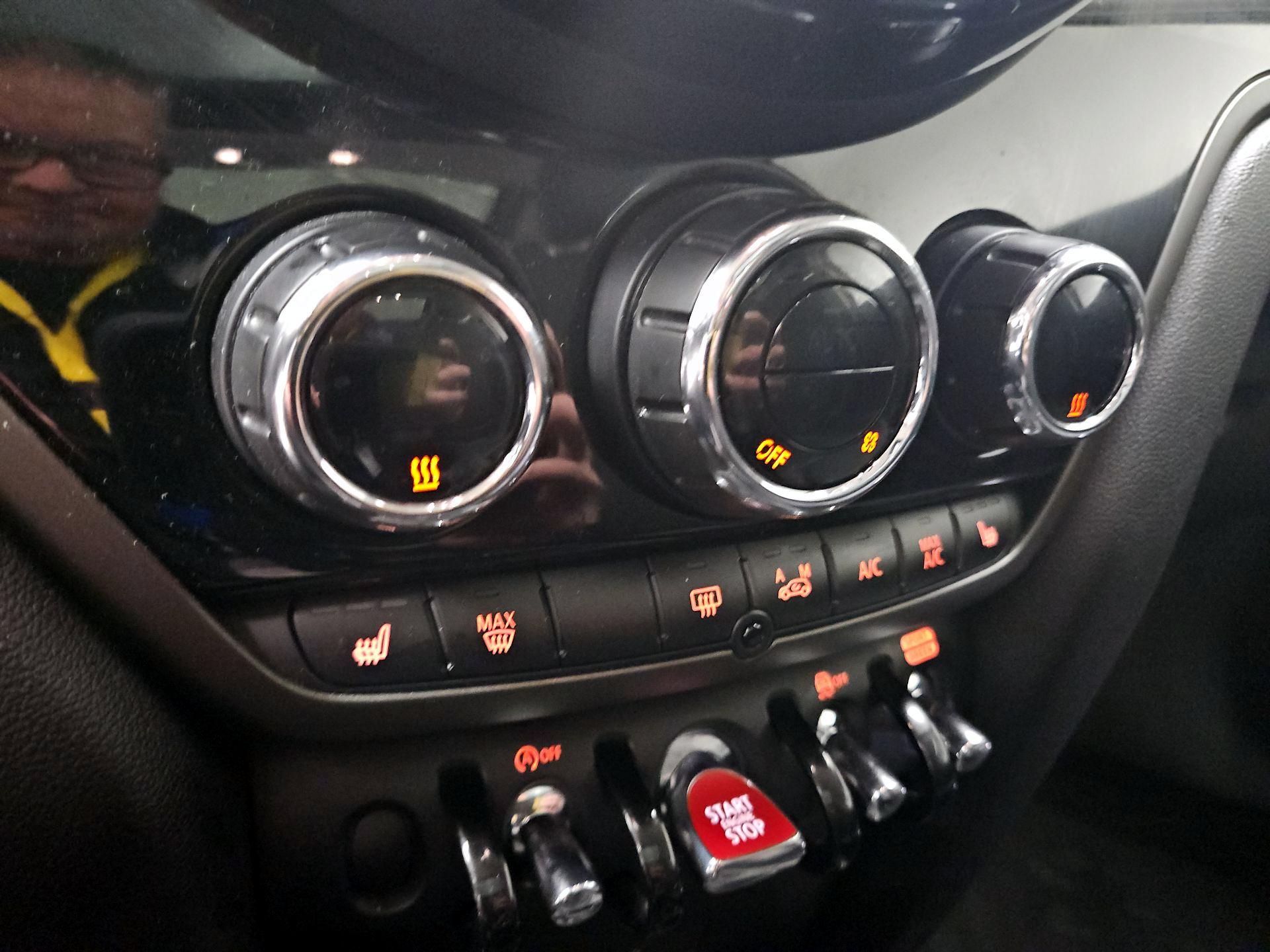 Thumbnail: 2024 MINI Cooper Countryman - 17