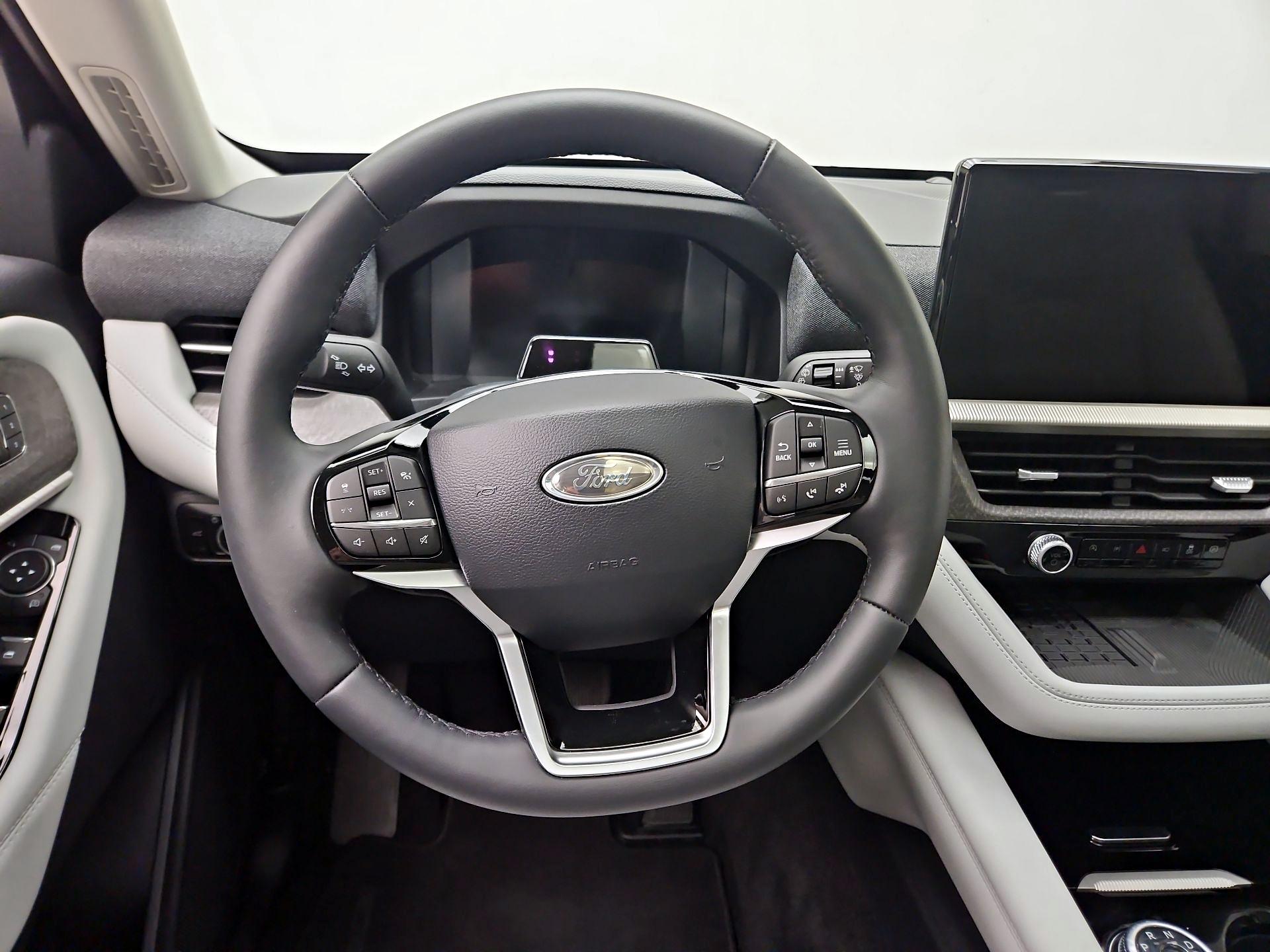 Thumbnail: 2025 Ford Explorer - 10
