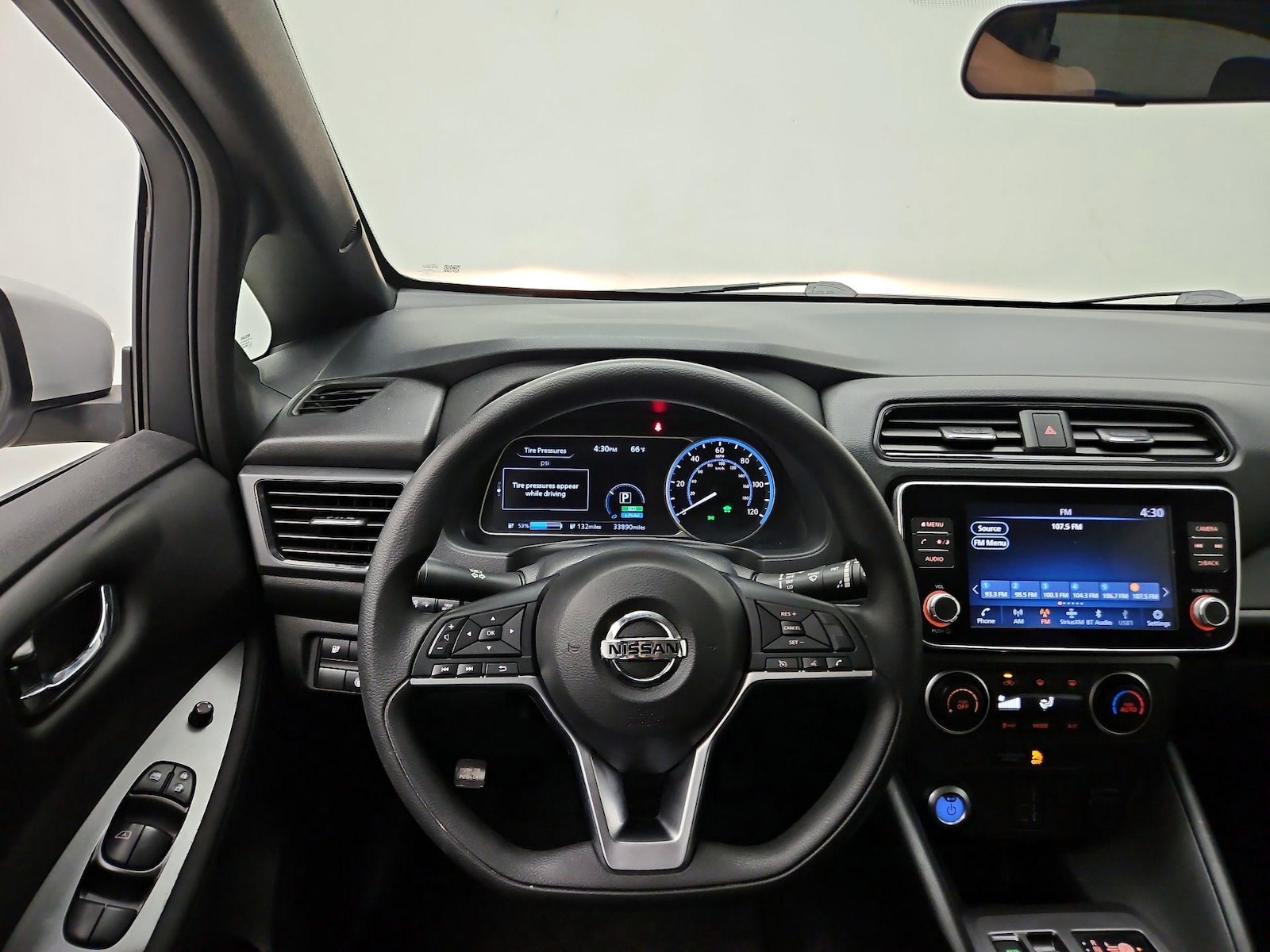 2022 Nissan LEAF S Plus - Photo 11