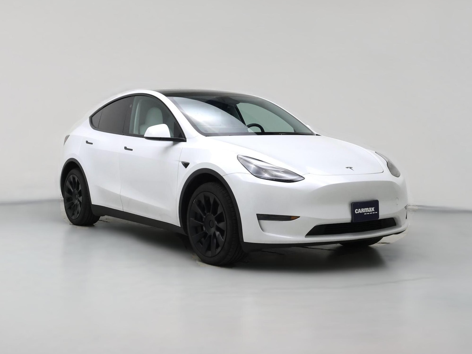 2024 Tesla Model Y Long Range - Photo 1