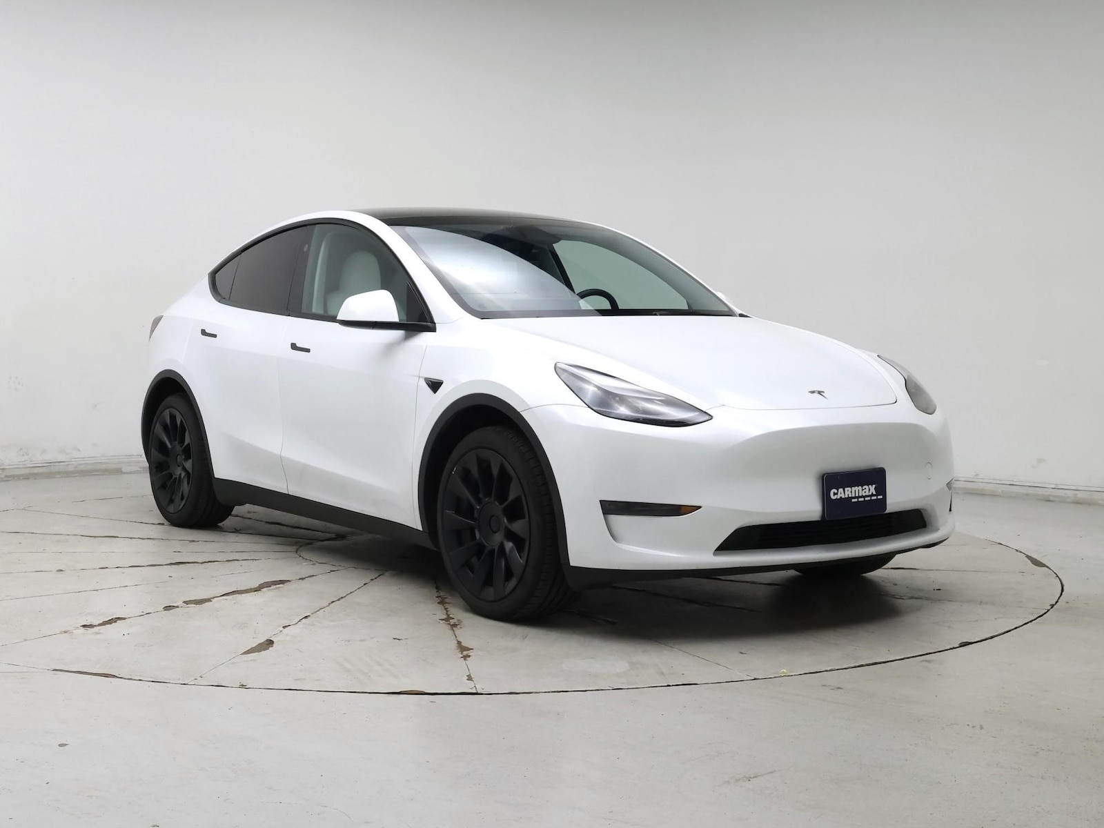2024 Tesla Model Y Long Range - Photo 2