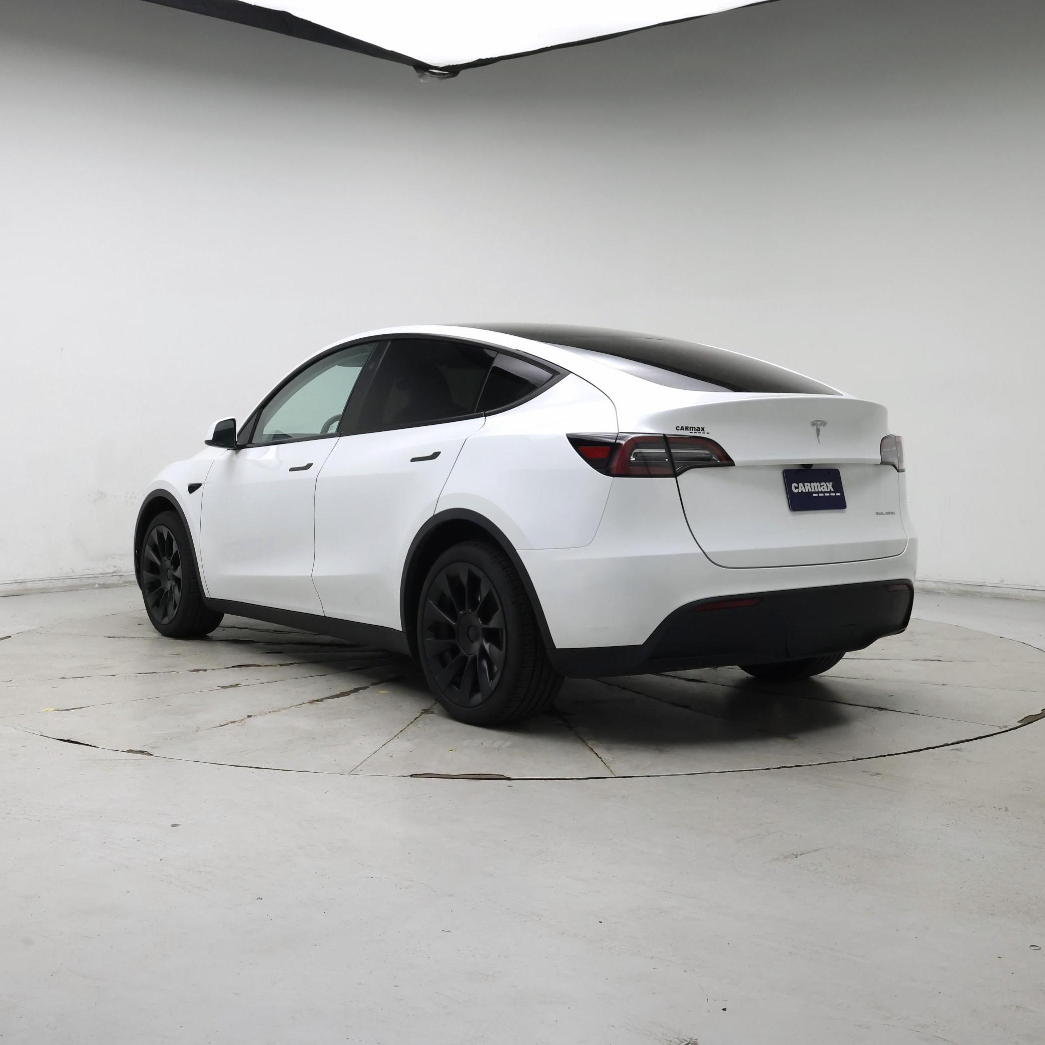 Thumbnail: 2024 Tesla Model Y - 2
