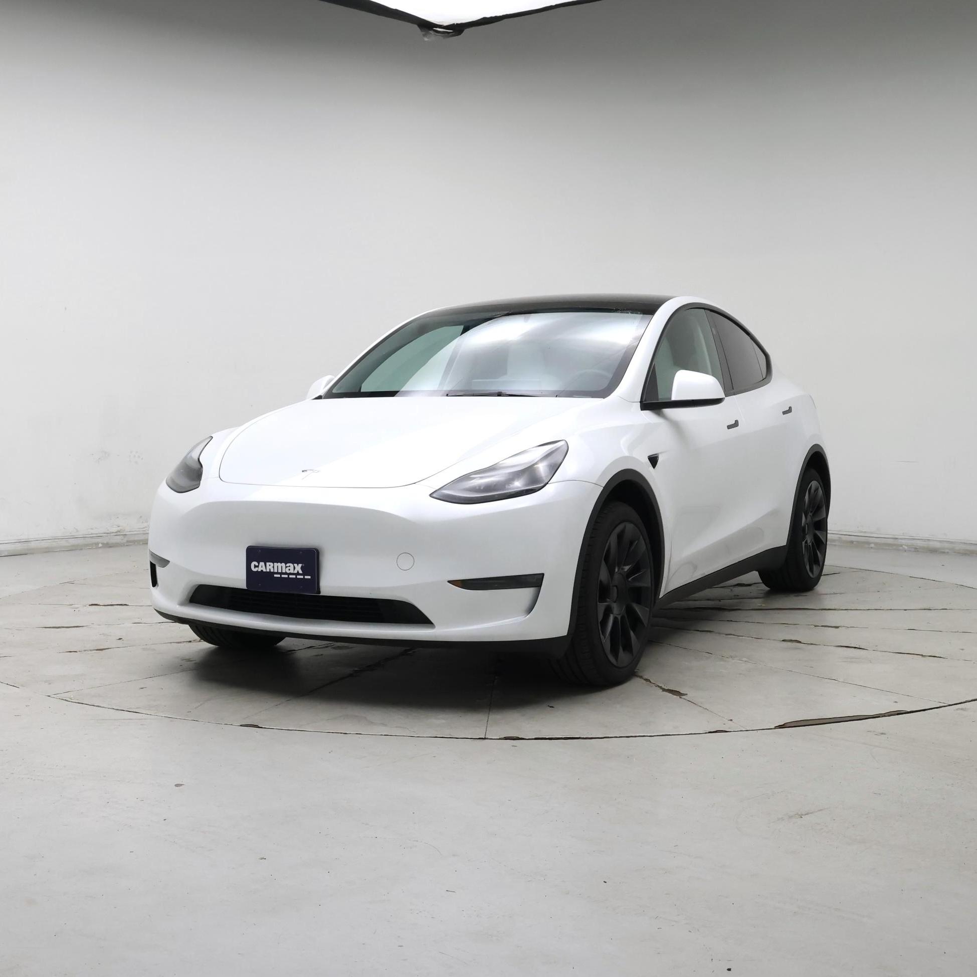 Thumbnail: 2024 Tesla Model Y - 4