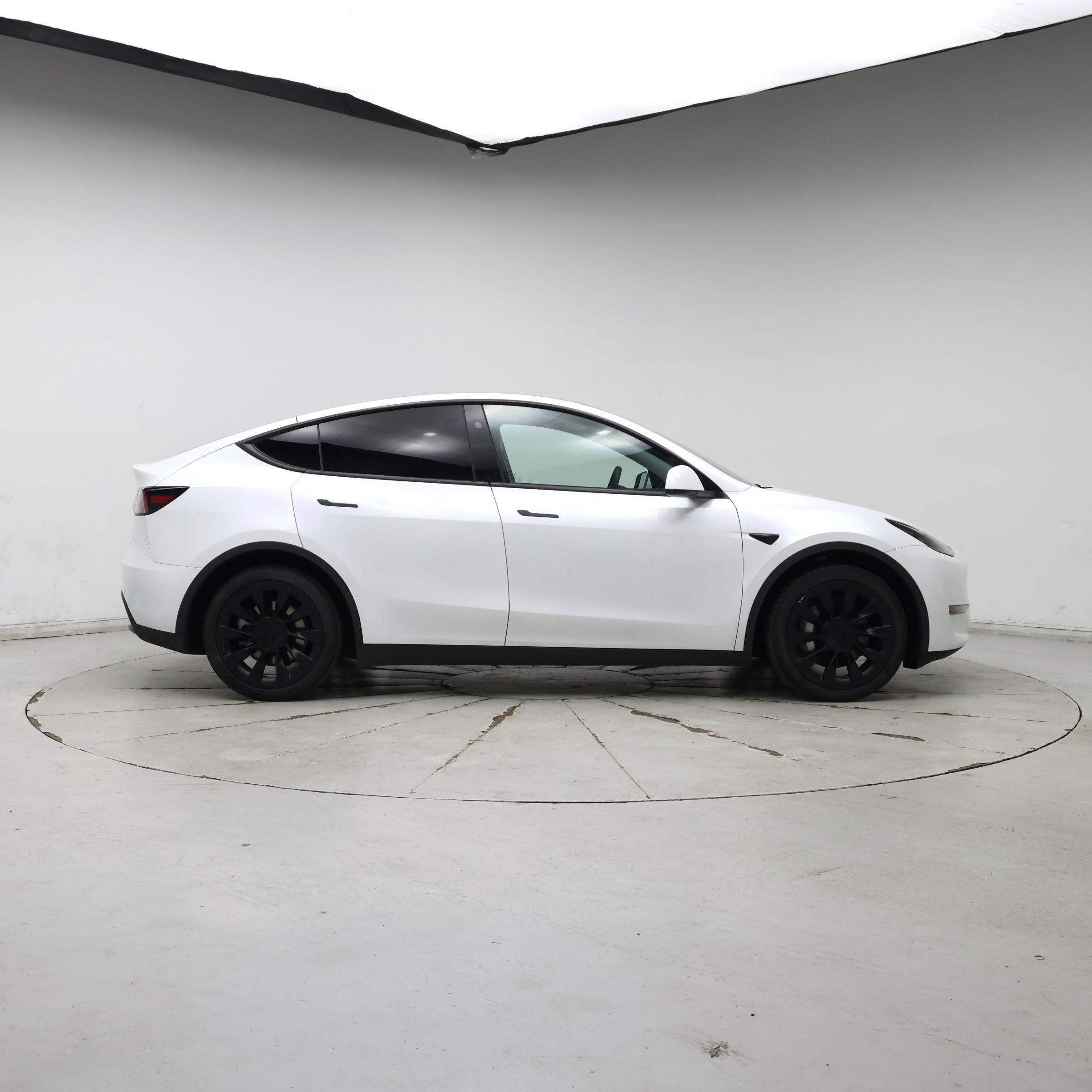 Thumbnail: 2024 Tesla Model Y - 7