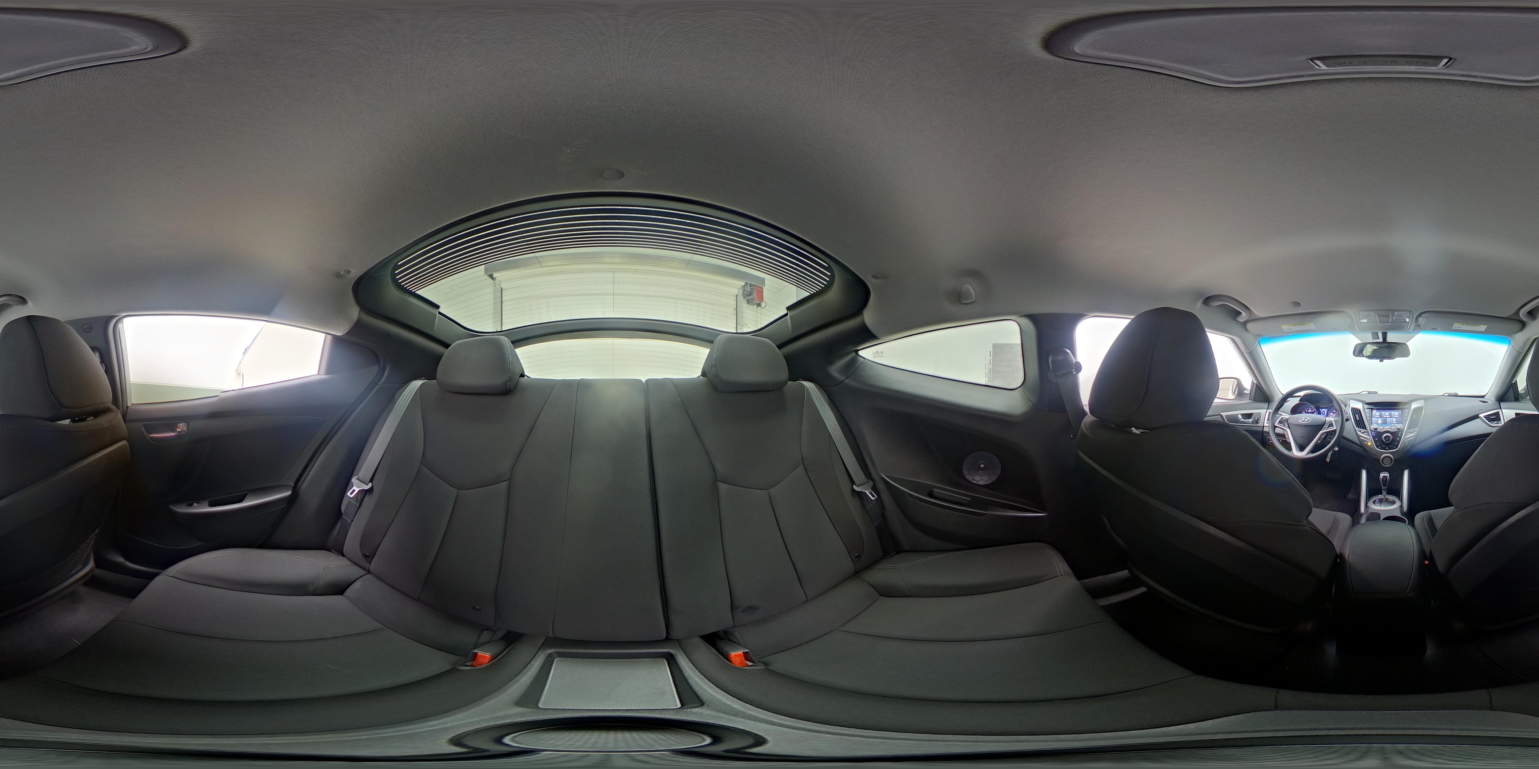 2014 Hyundai Veloster Base - Photo 26