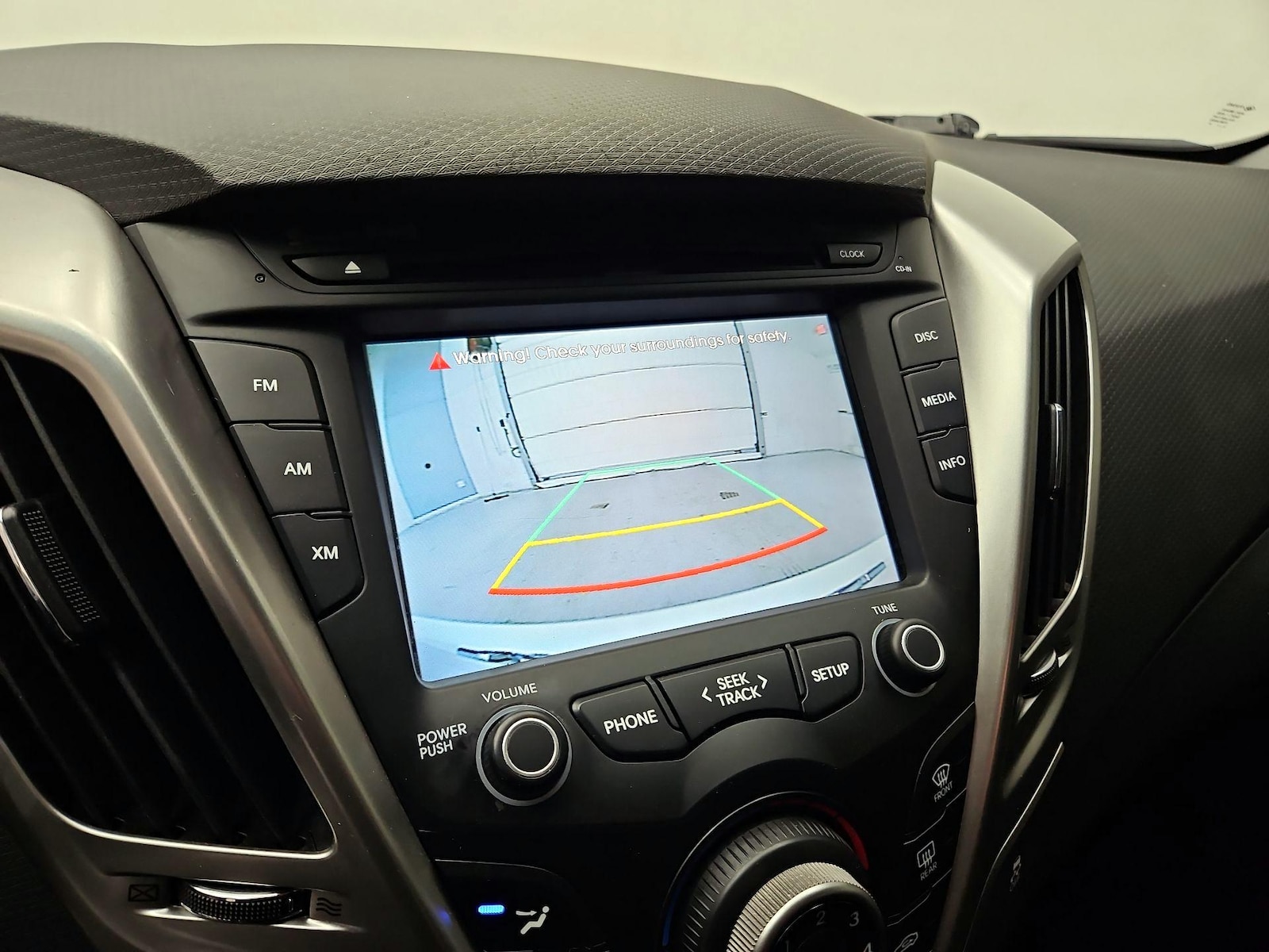 2014 Hyundai Veloster Base - Photo 15