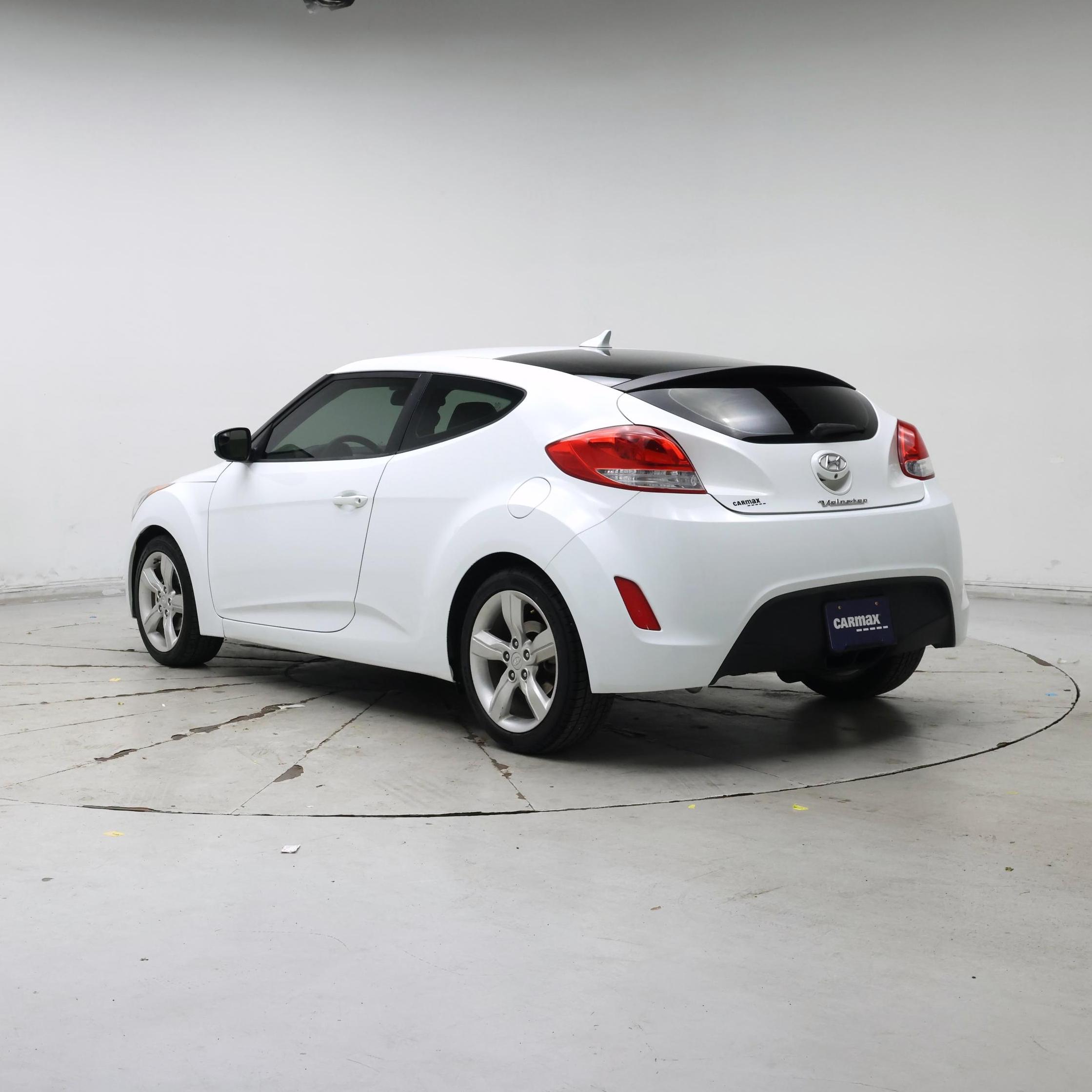 Thumbnail: 2014 Hyundai Veloster - 2