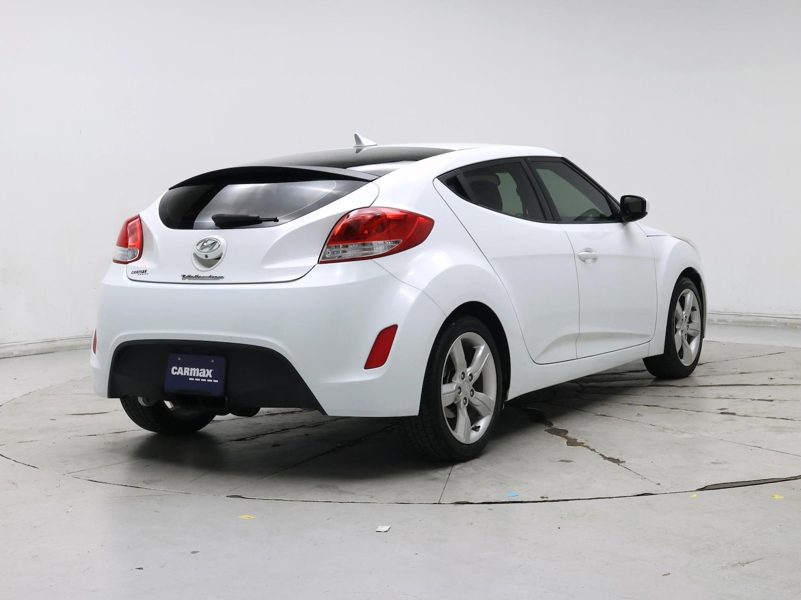 2014 Hyundai Veloster Base - Photo 9
