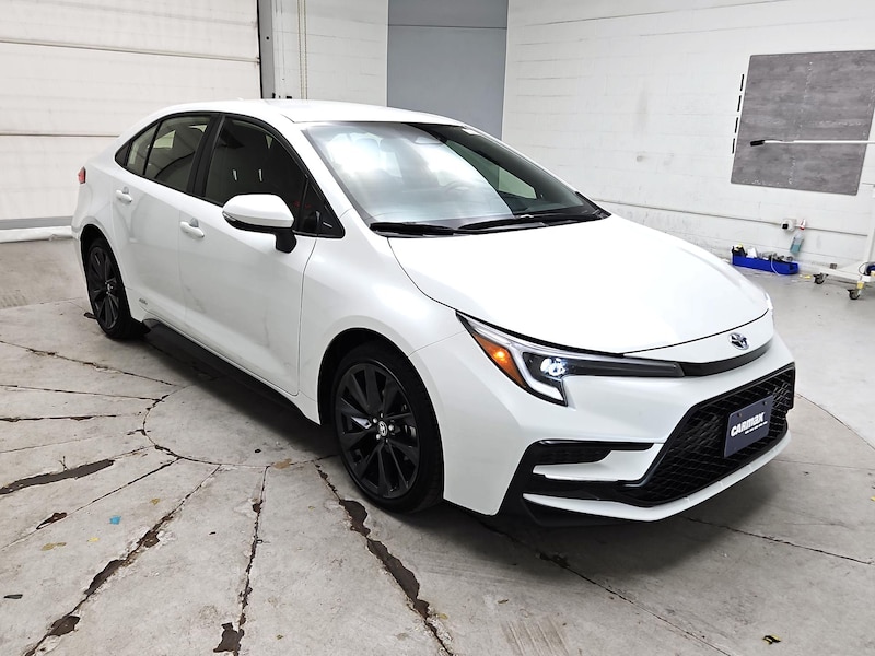 2025 Toyota Corolla Hybrid SE