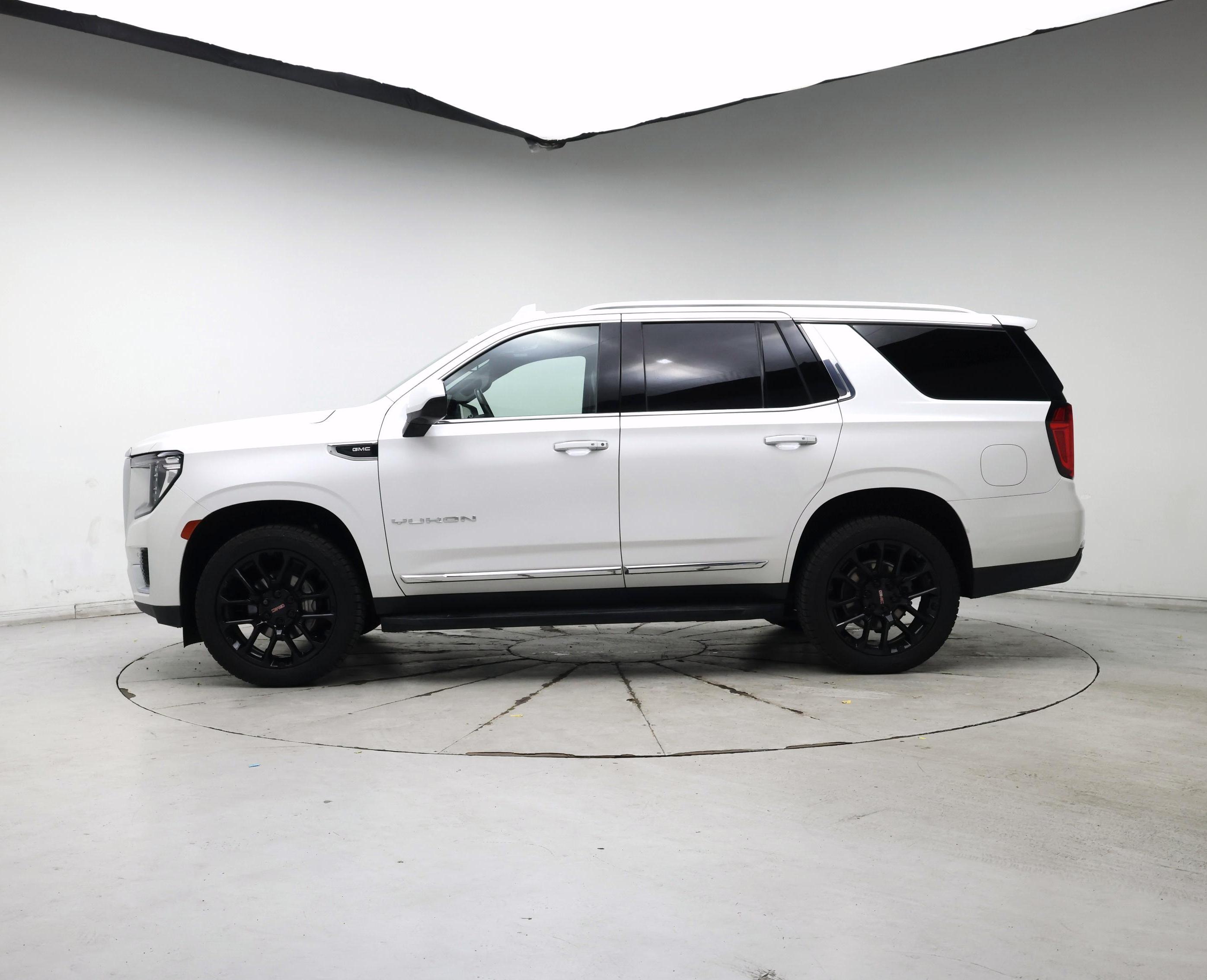 Thumbnail: 2022 GMC Yukon - 3
