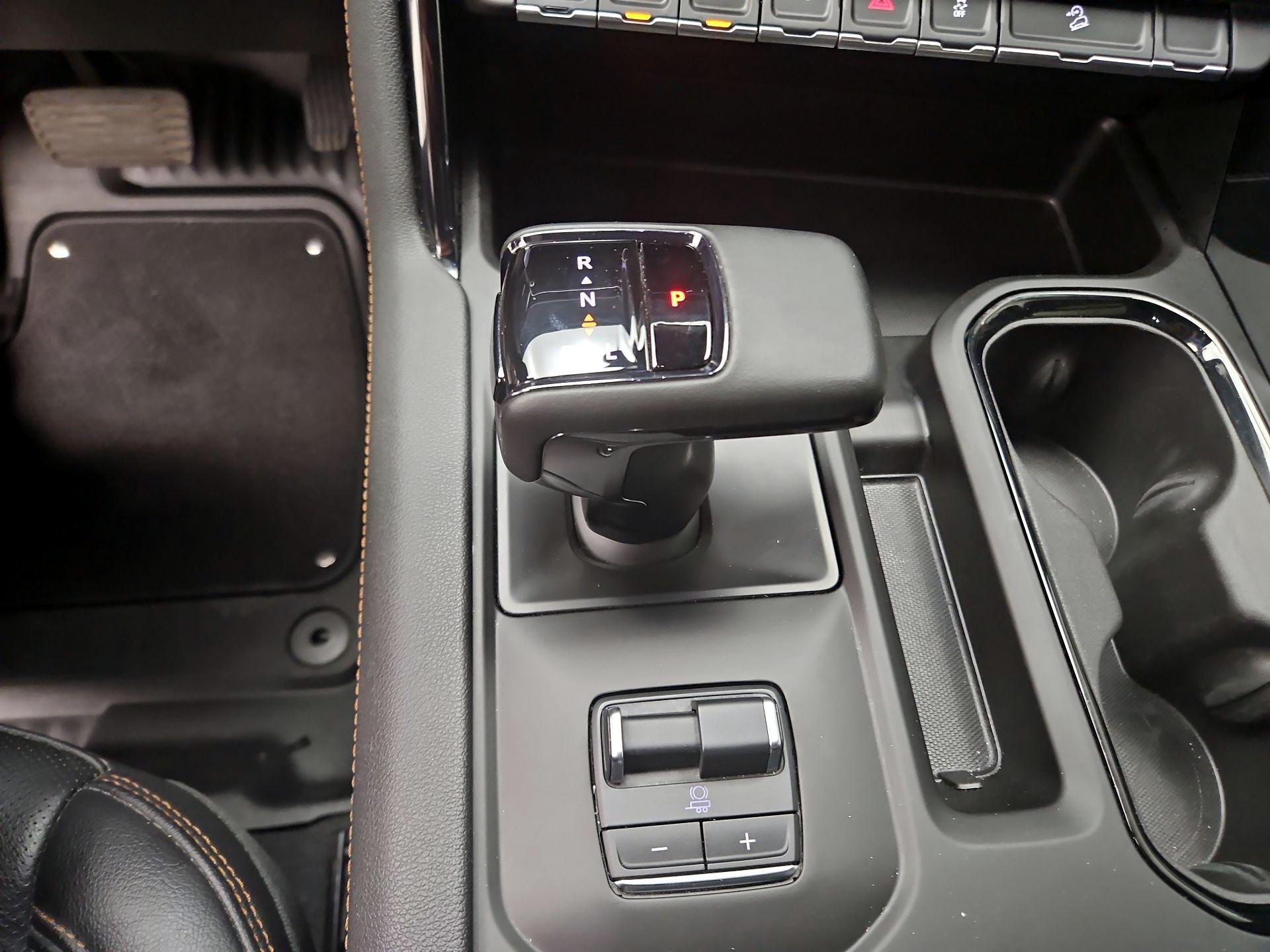 Thumbnail: 2024 GMC Sierra 1500 - 17