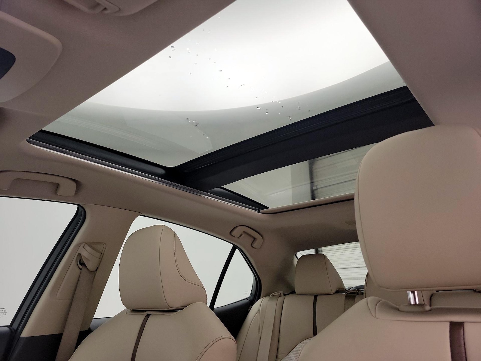2018 Toyota Camry XLE - Photo 21