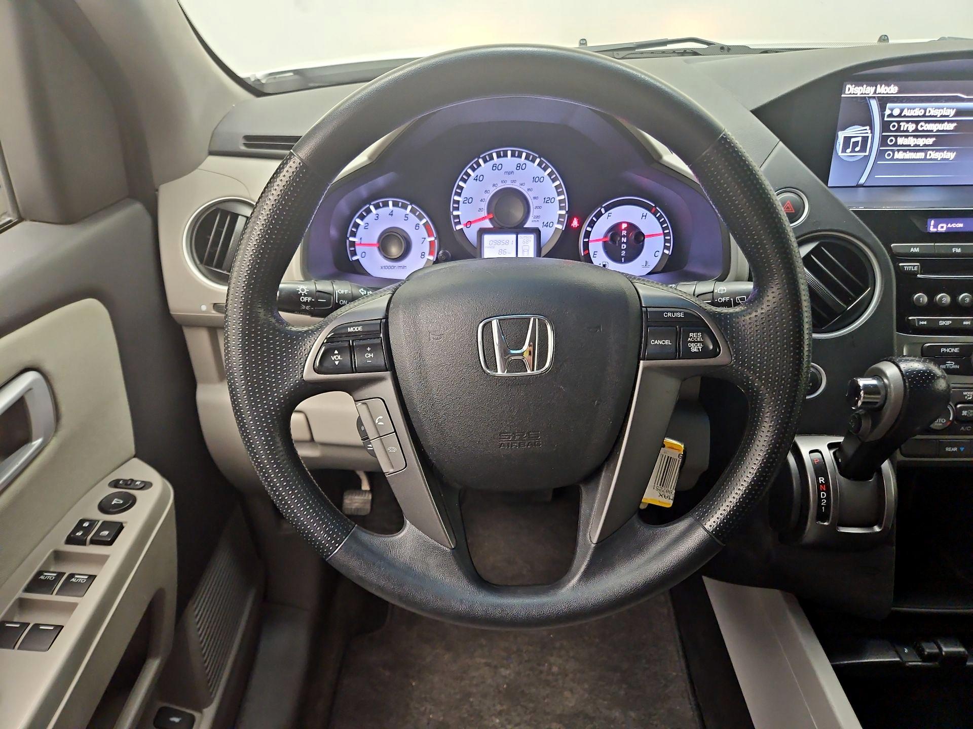 Thumbnail: 2015 Honda Pilot - 10