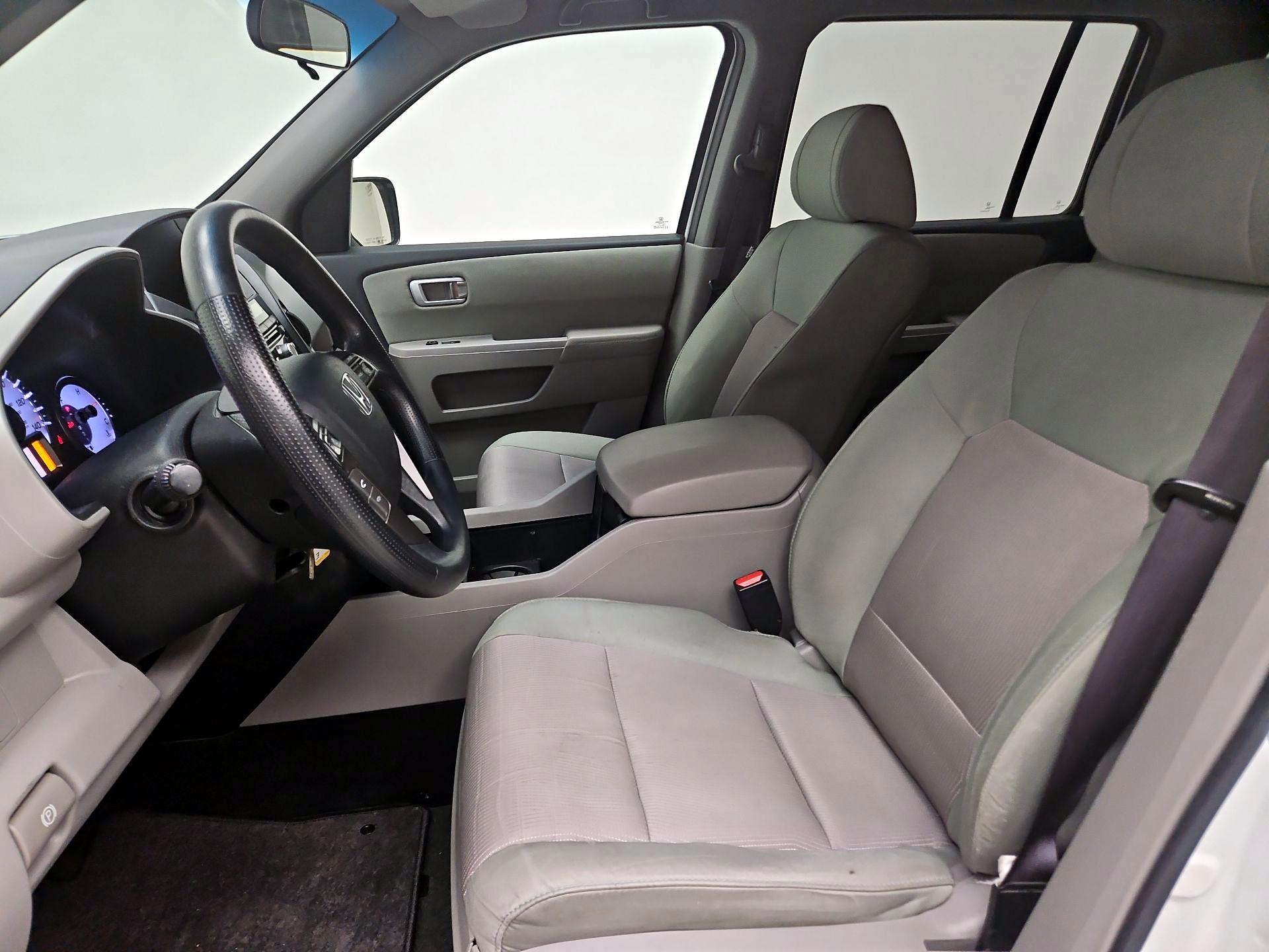 Thumbnail: 2015 Honda Pilot - 11