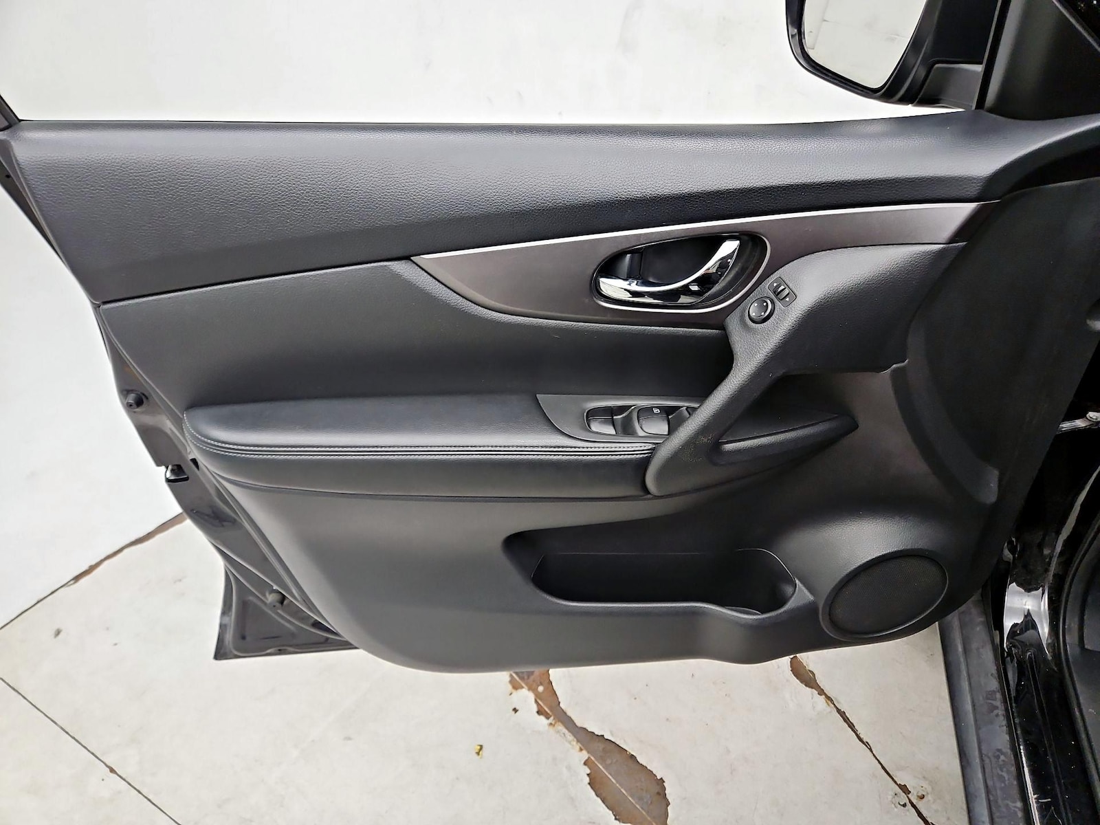 2016 Nissan Rogue S - Photo 13