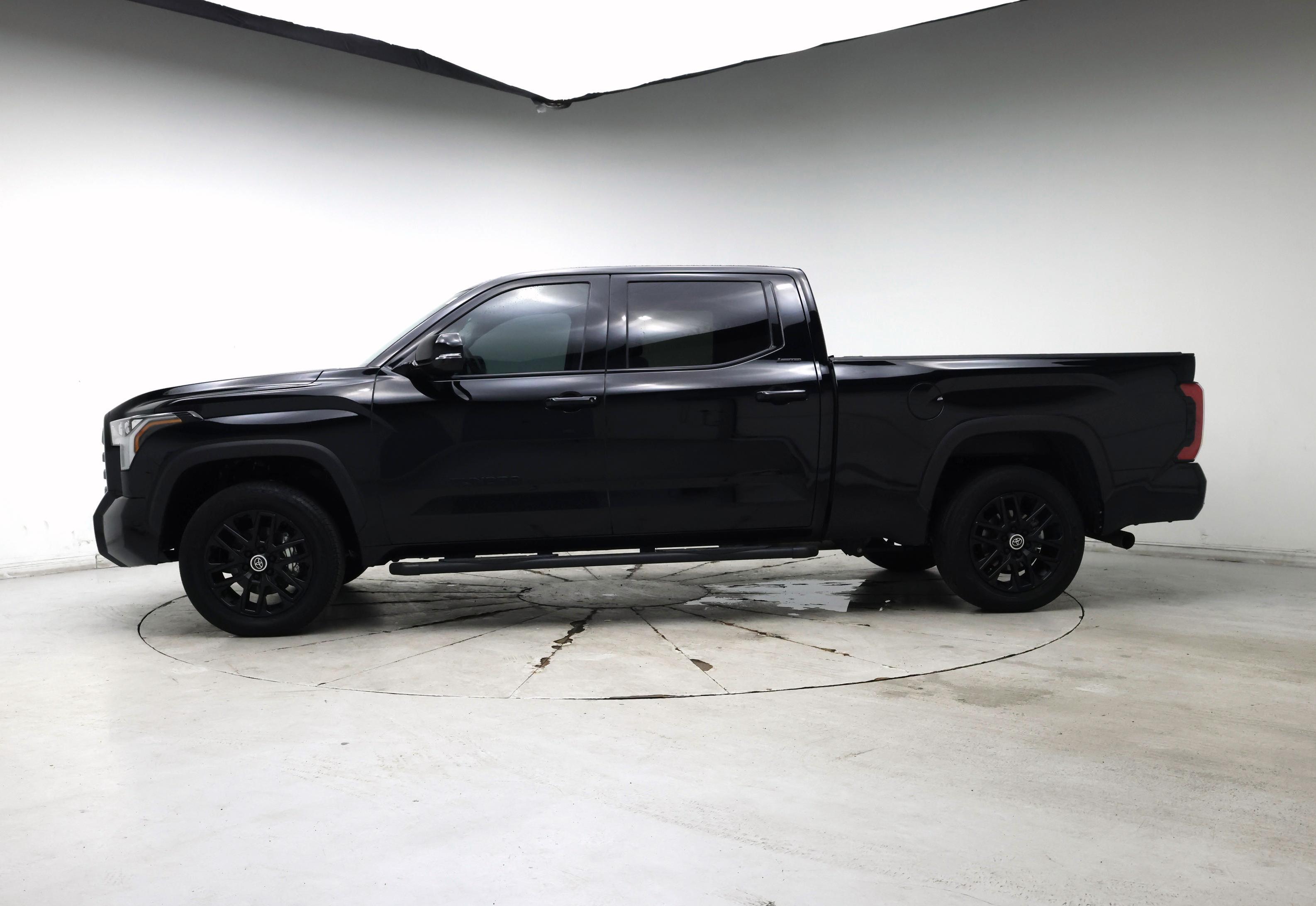 Thumbnail: 2024 Toyota Tundra - 3