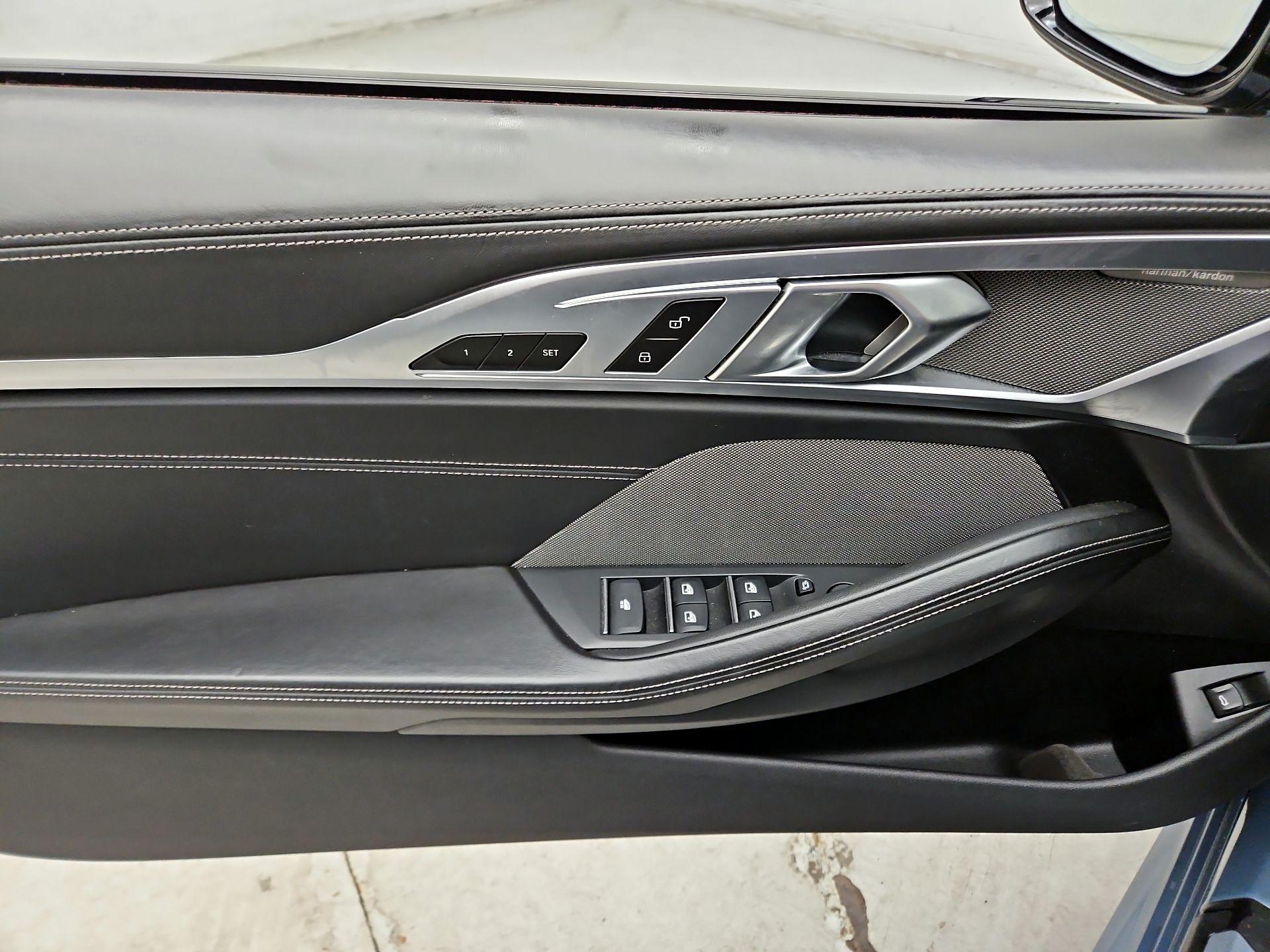 Thumbnail: 2022 BMW 8 Series - 12