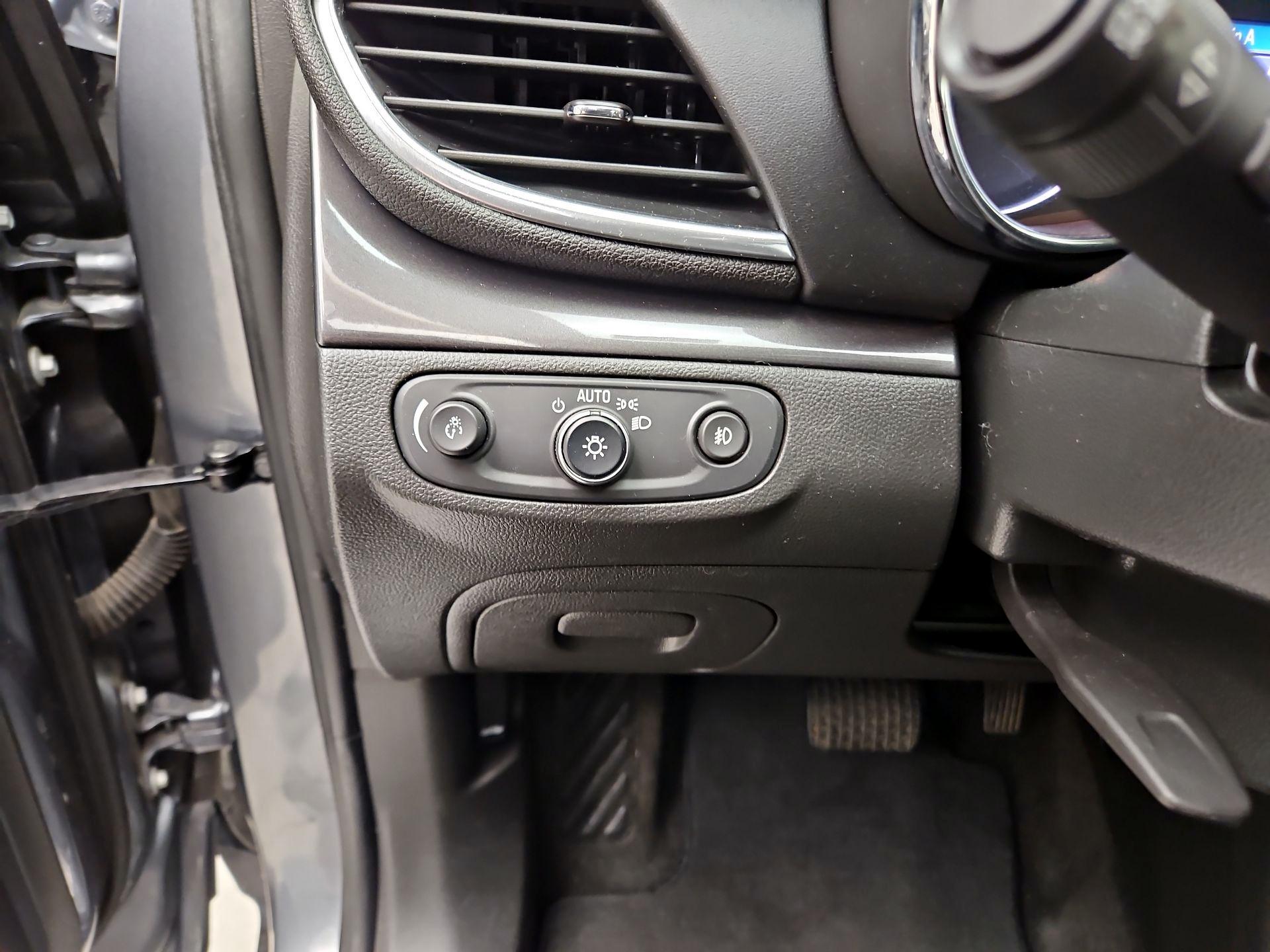 Thumbnail: 2019 Buick Encore - 13