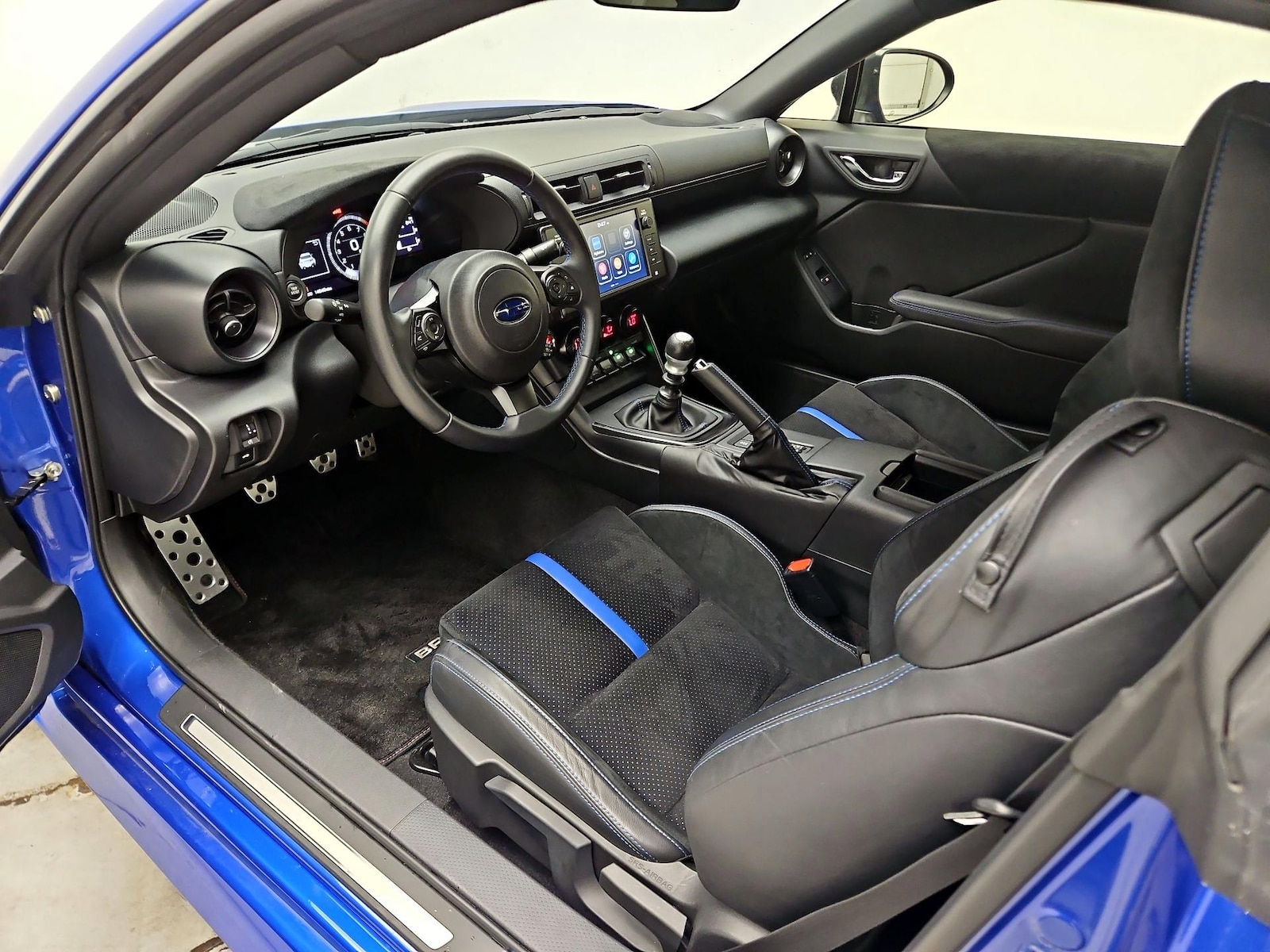 2024 Subaru BRZ tS - Photo 12