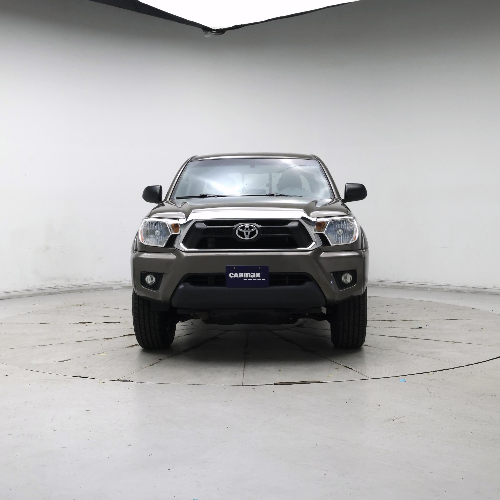 Thumbnail: 2015 Toyota Tacoma - 5