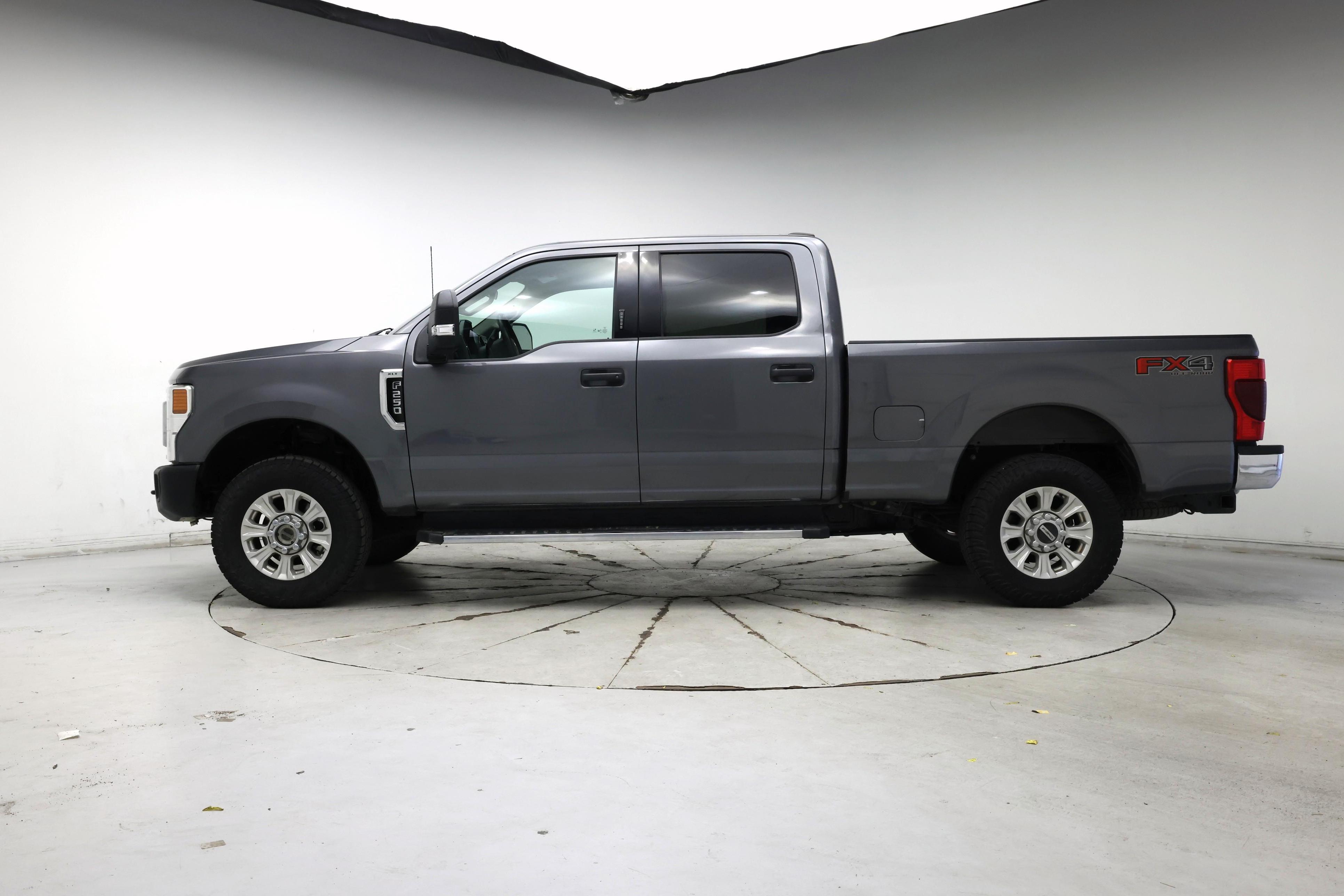 Thumbnail: 2021 Ford F-250 - 3