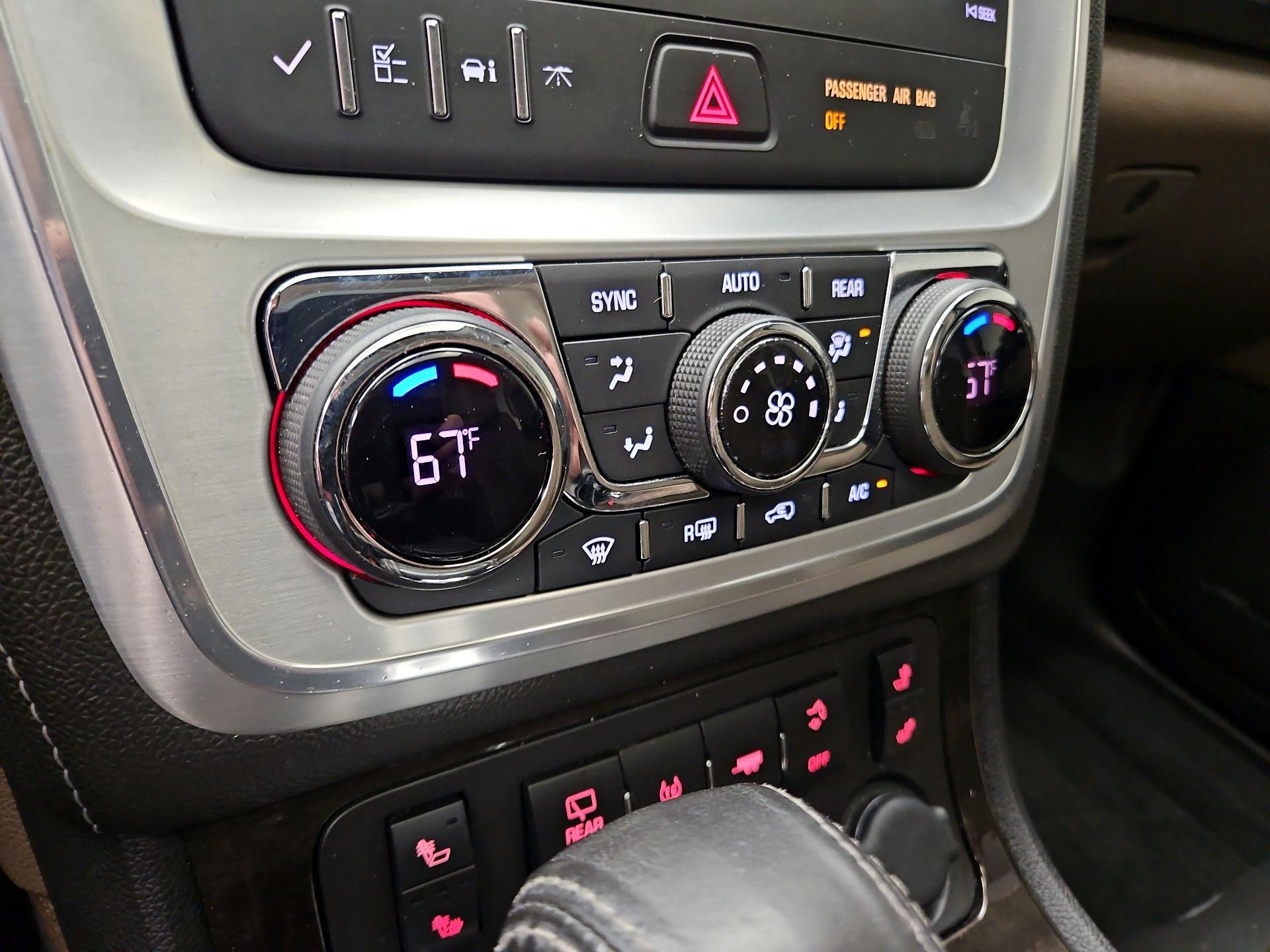 Thumbnail: 2014 GMC Acadia - 16