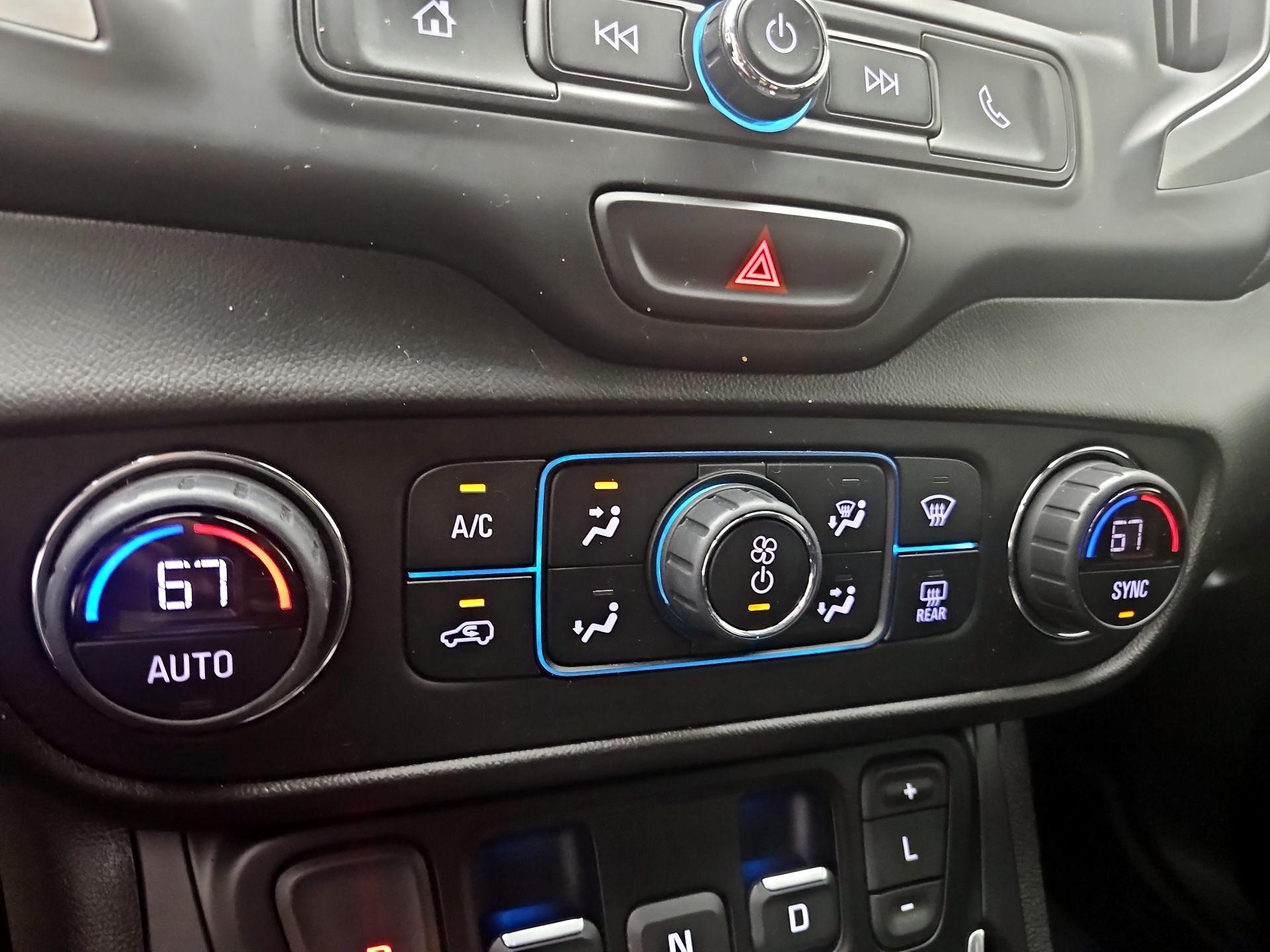 Thumbnail: 2021 GMC Terrain - 16