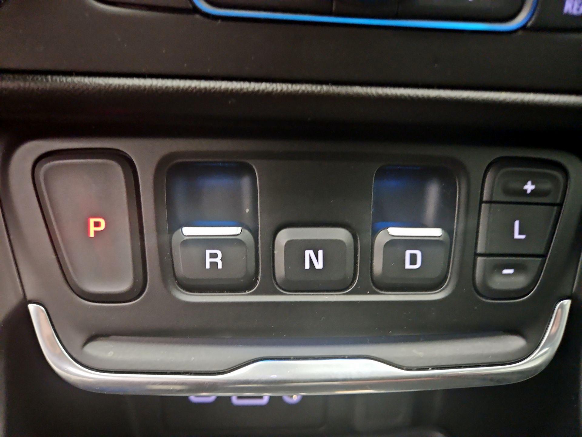 Thumbnail: 2021 GMC Terrain - 17