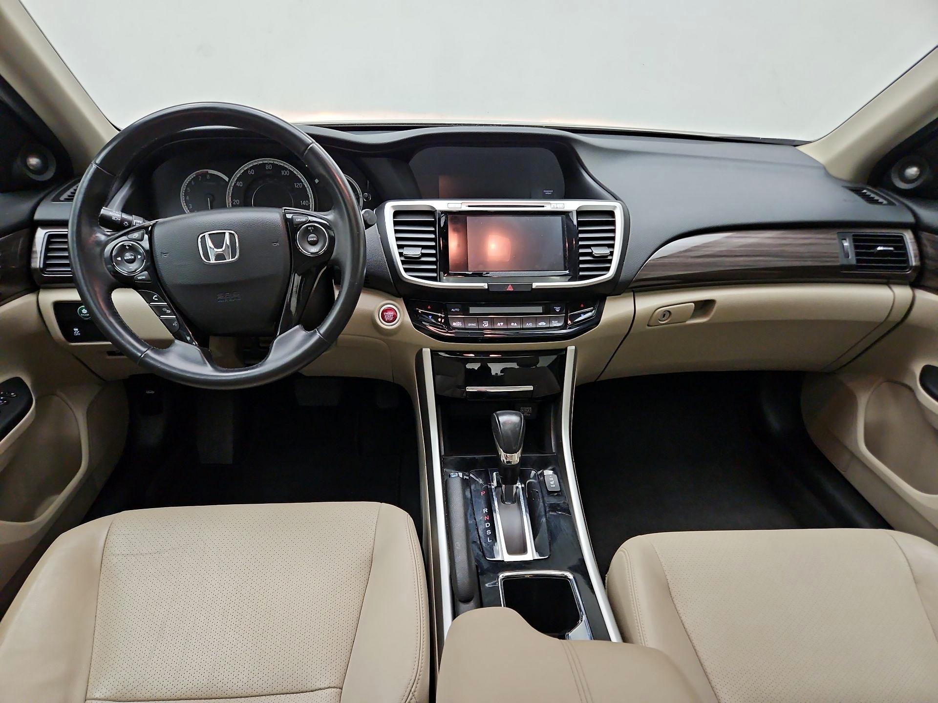 Thumbnail: 2016 Honda Accord - 9