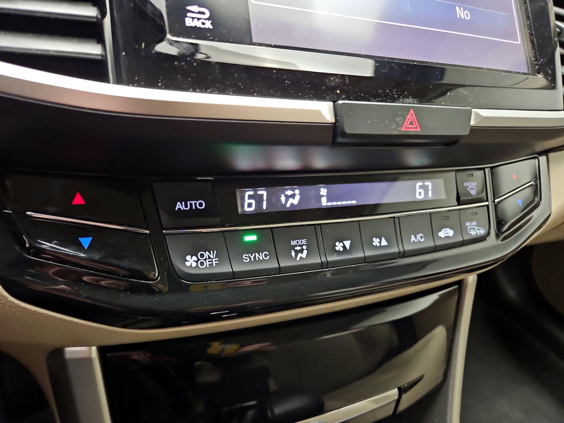 Thumbnail: 2016 Honda Accord - 16