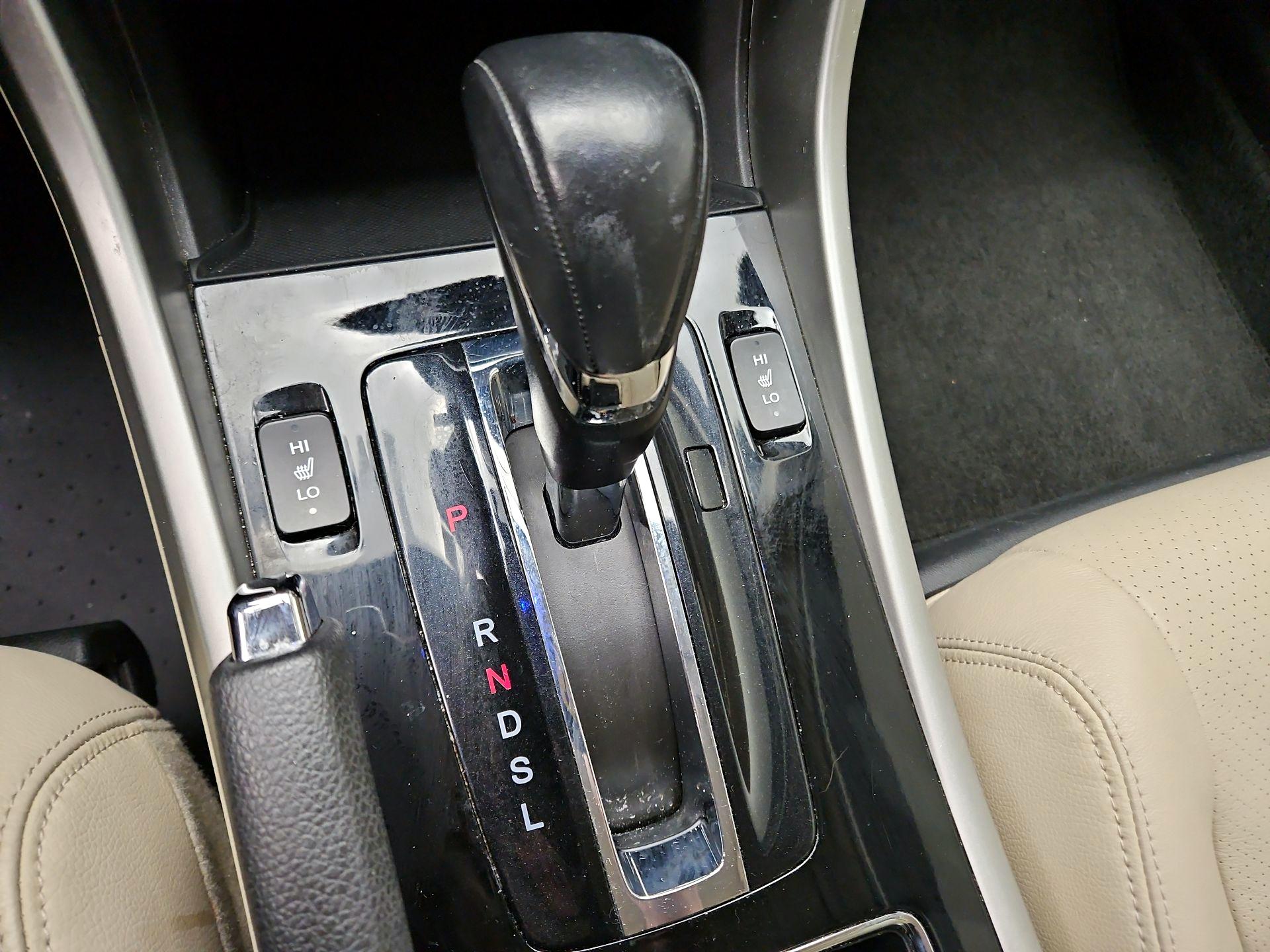 Thumbnail: 2016 Honda Accord - 17