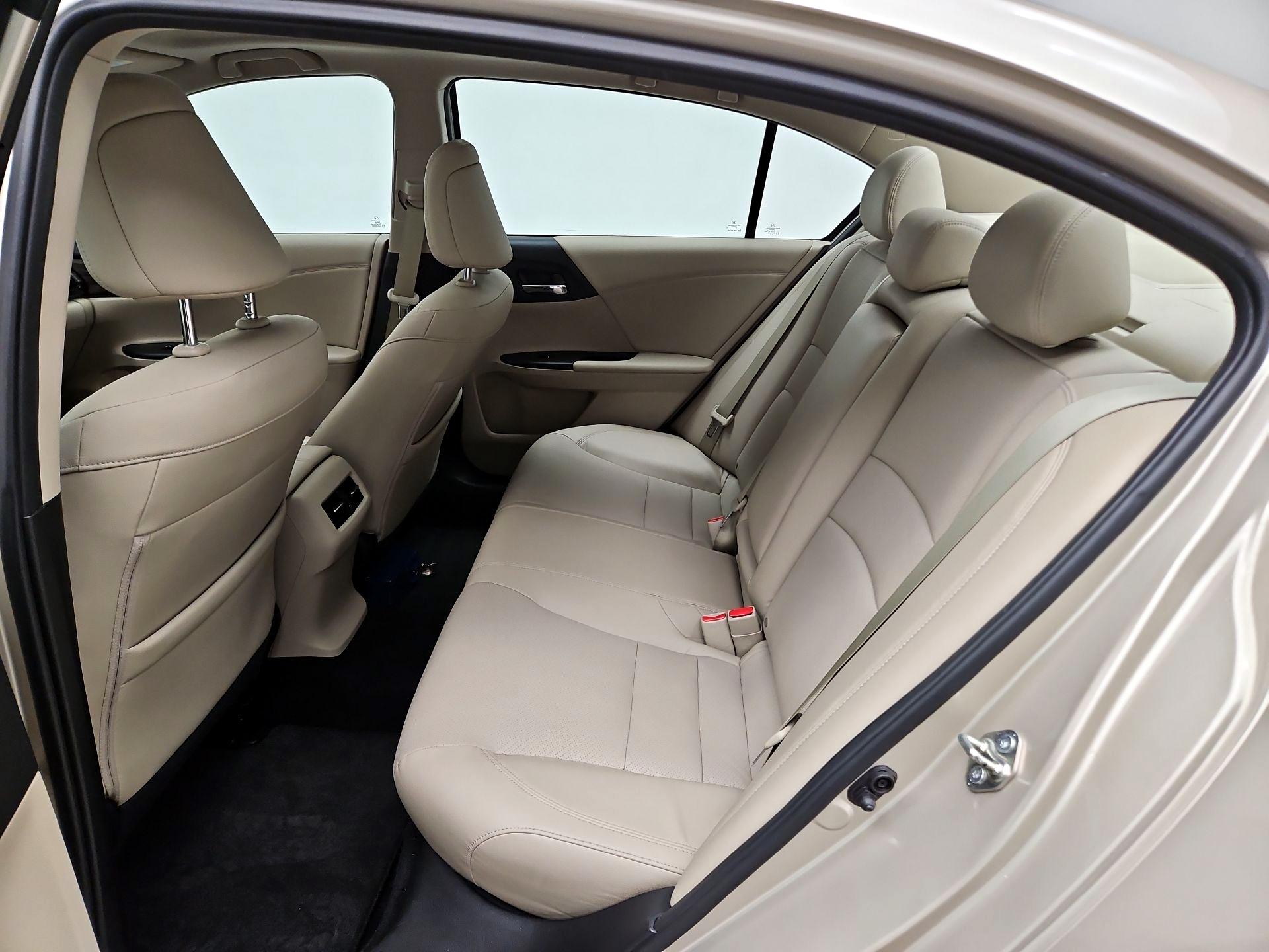 Thumbnail: 2016 Honda Accord - 20