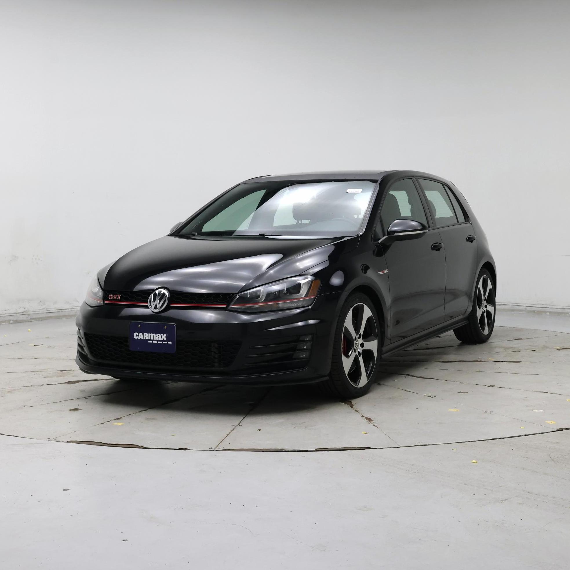 Thumbnail: 2017 Volkswagen Golf - 4