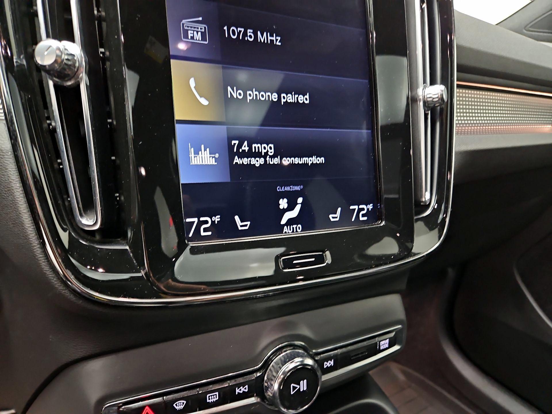 Thumbnail: 2020 Volvo XC40 - 16
