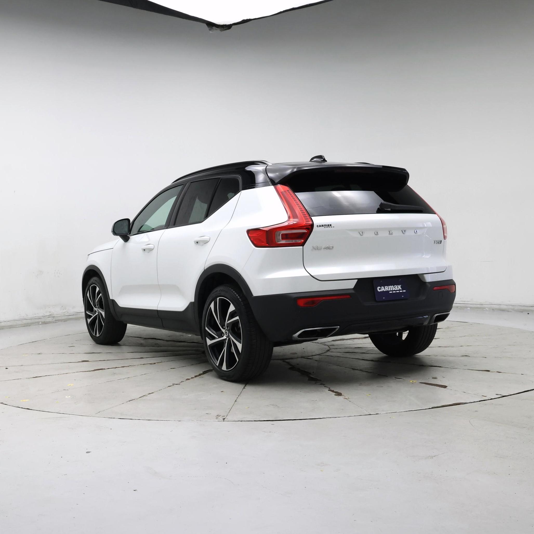 Thumbnail: 2020 Volvo XC40 - 2