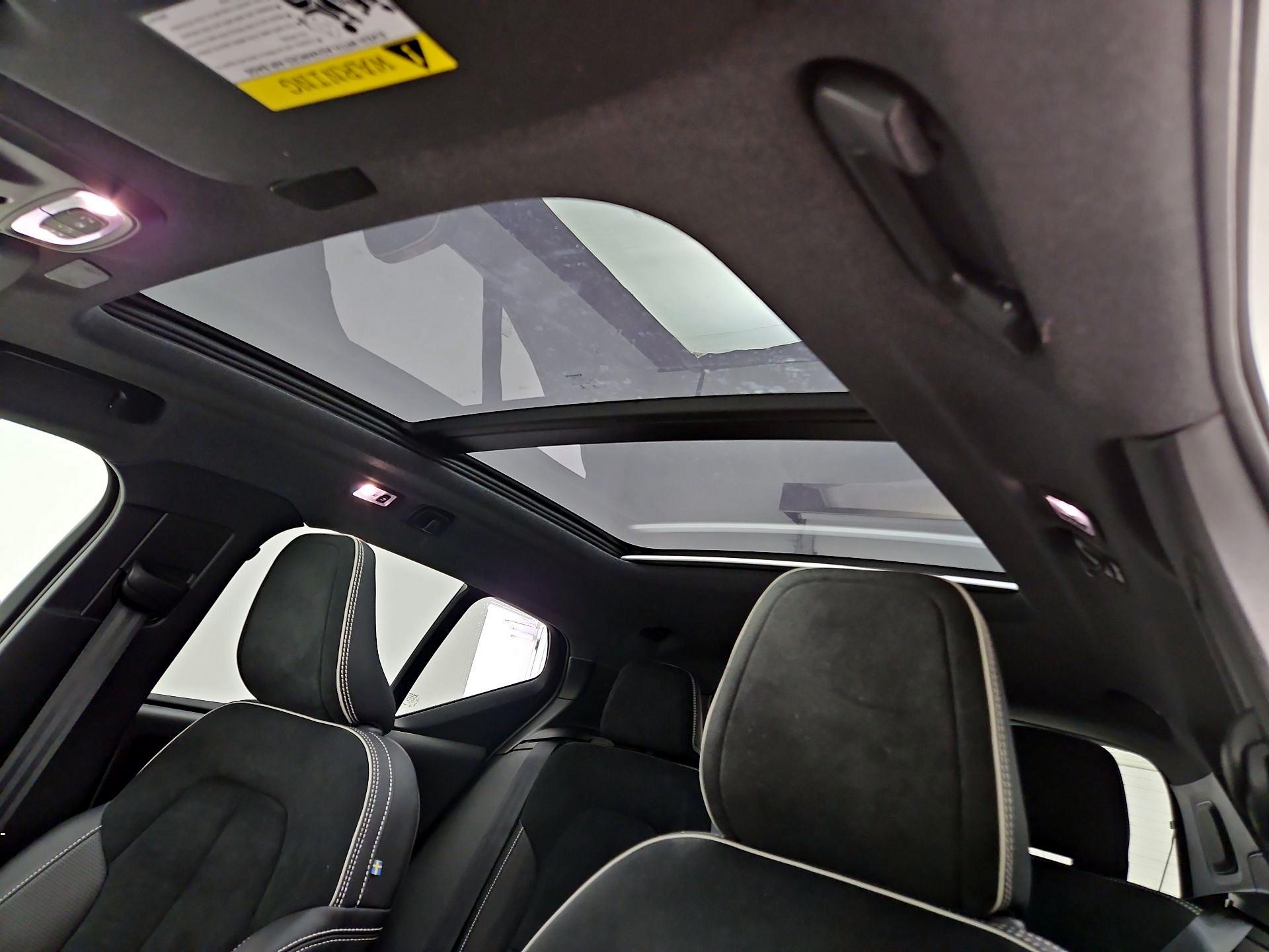 Thumbnail: 2020 Volvo XC40 - 19
