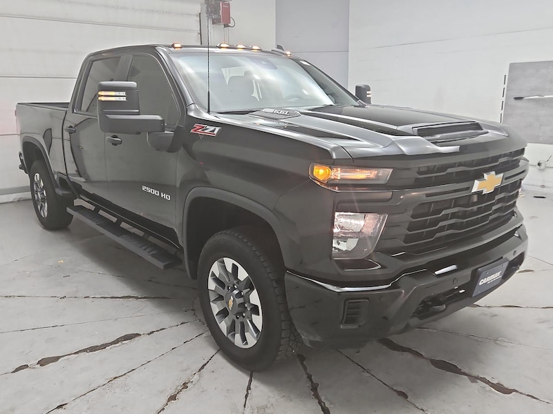 2025 Chevrolet Silverado 2500 Custom