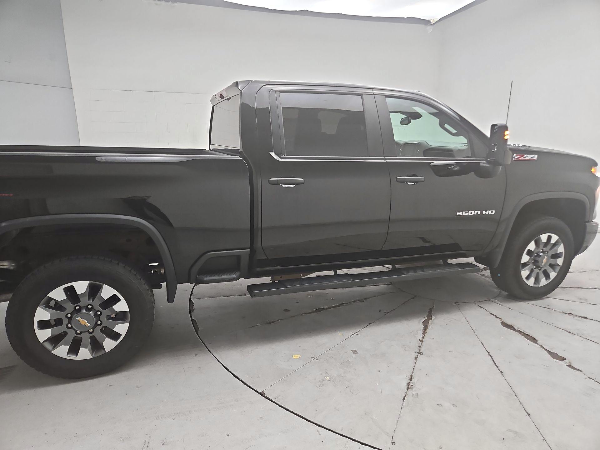 Thumbnail: 2025 Chevrolet Silverado 2500 - 4