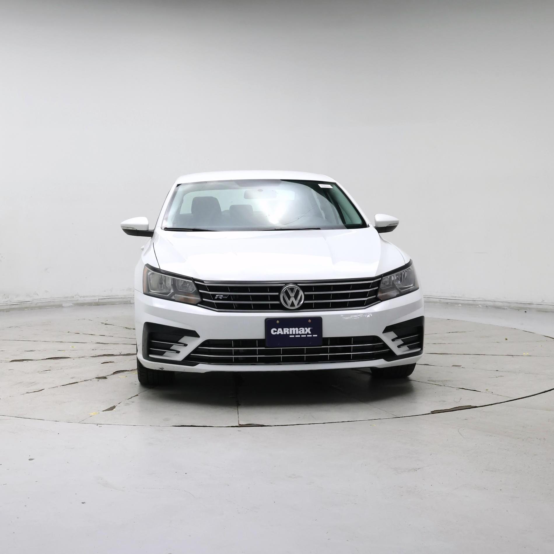 Thumbnail: 2018 Volkswagen Passat - 5