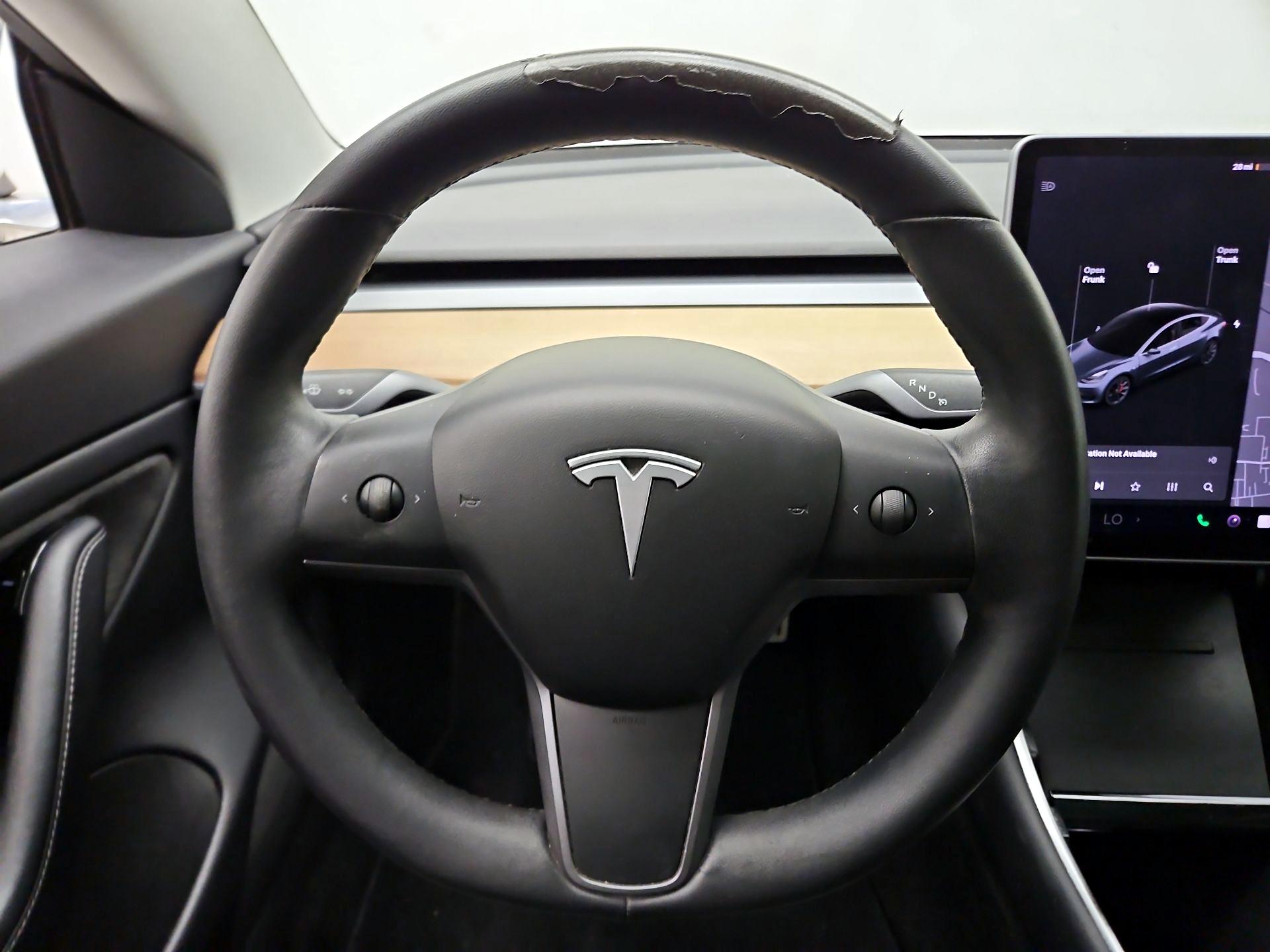 Thumbnail: 2020 Tesla Model 3 - 10