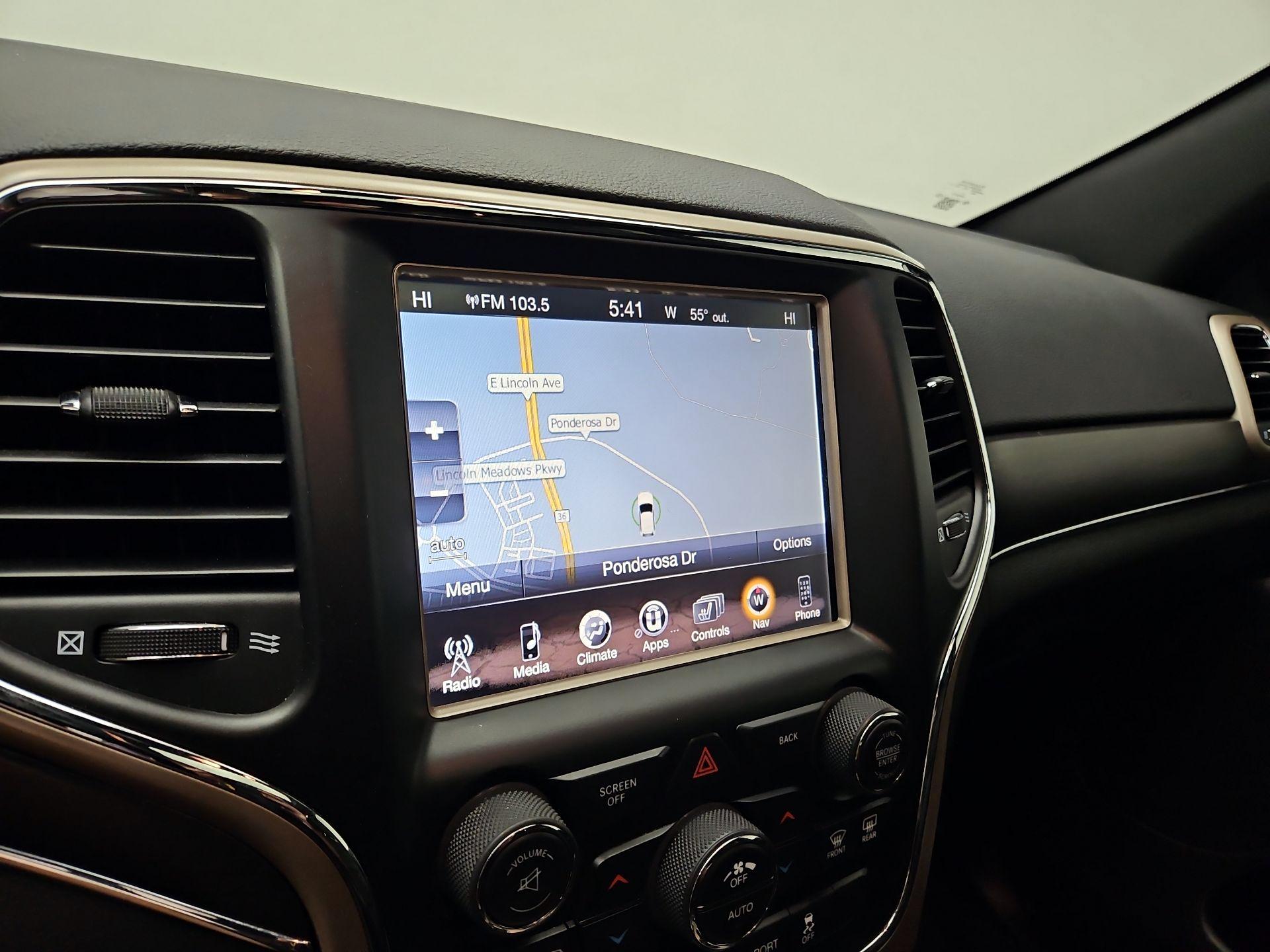 Thumbnail: 2017 Jeep Grand Cherokee - 14
