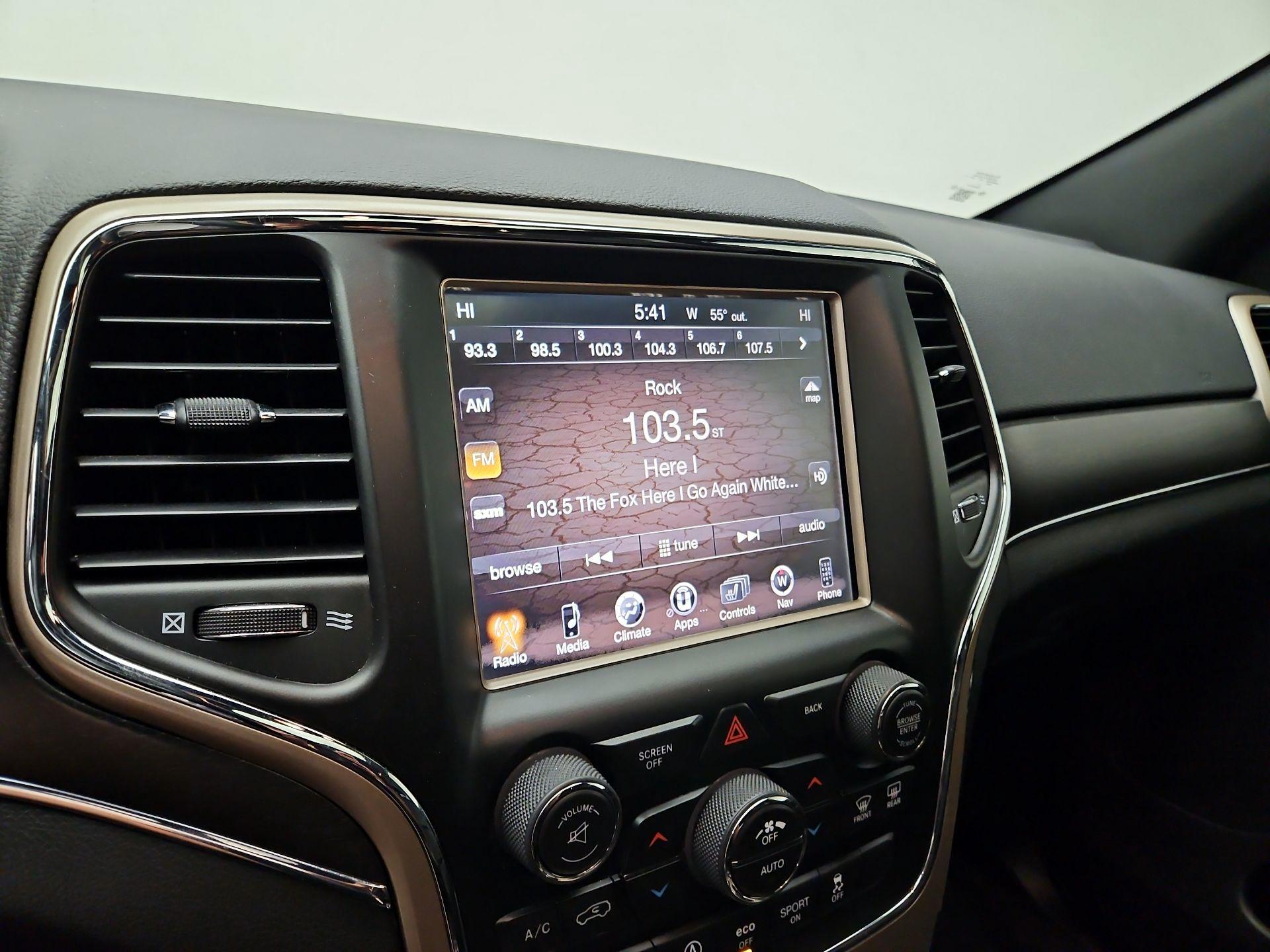 Thumbnail: 2017 Jeep Grand Cherokee - 16