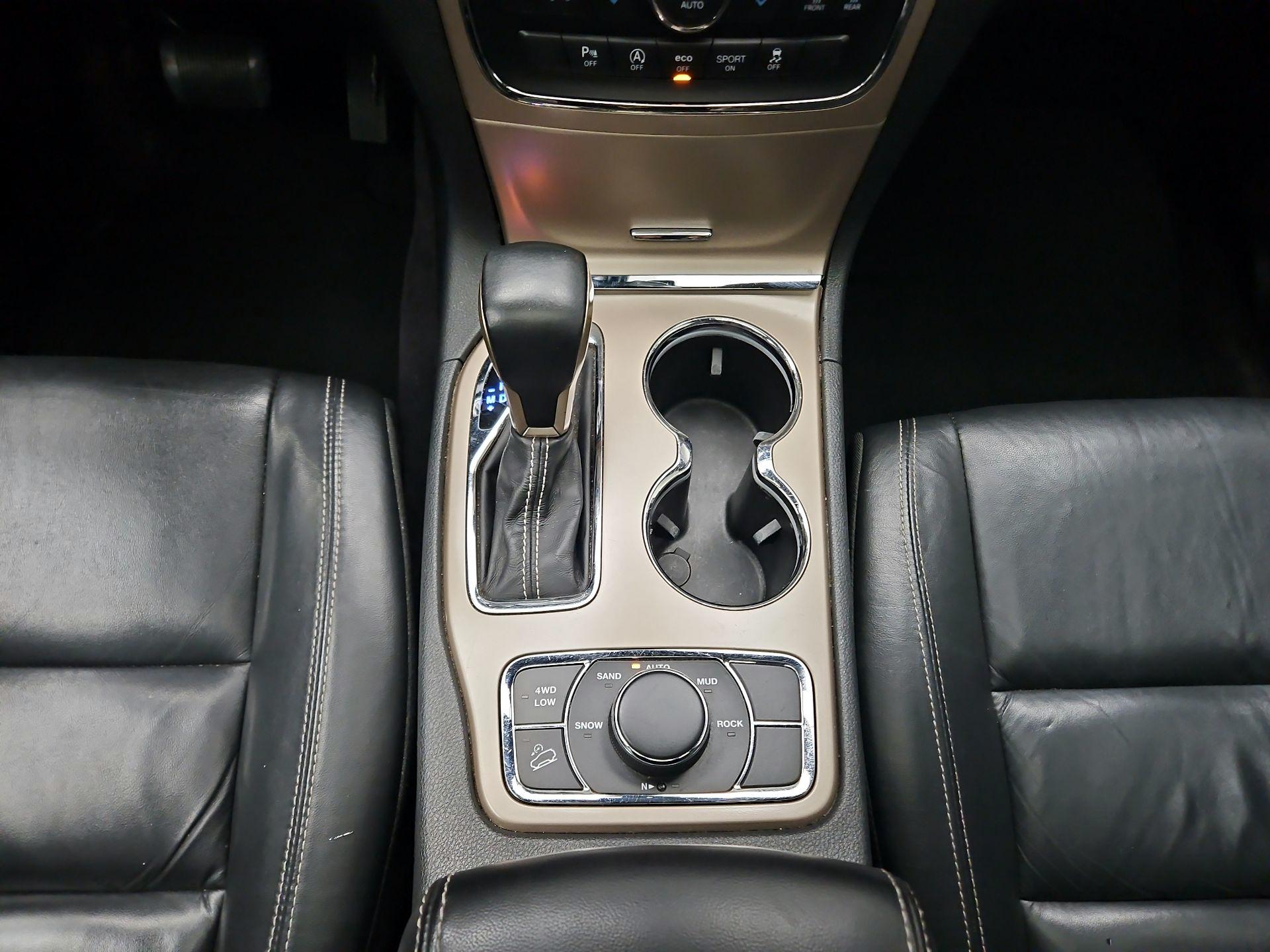 Thumbnail: 2017 Jeep Grand Cherokee - 18