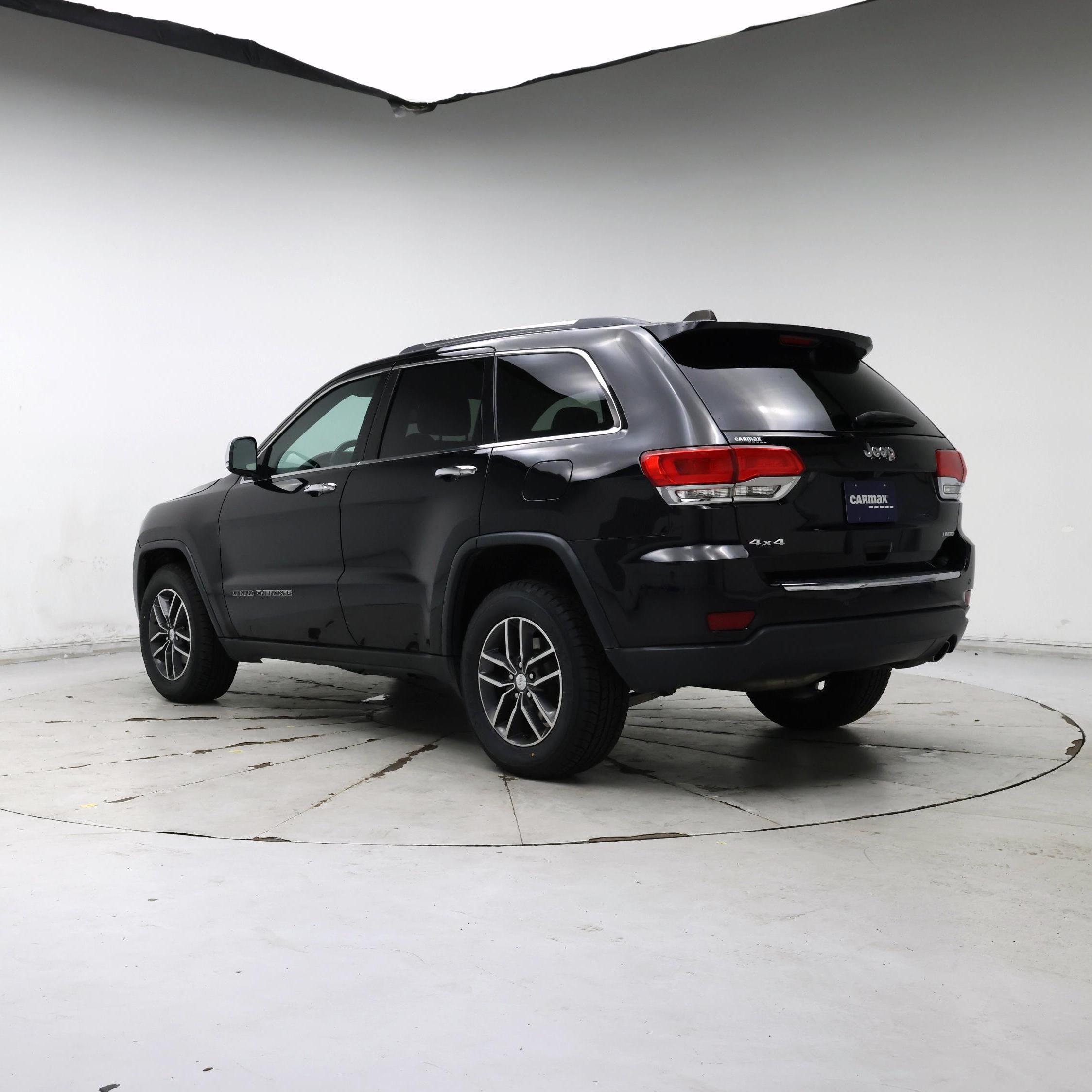 Thumbnail: 2017 Jeep Grand Cherokee - 2
