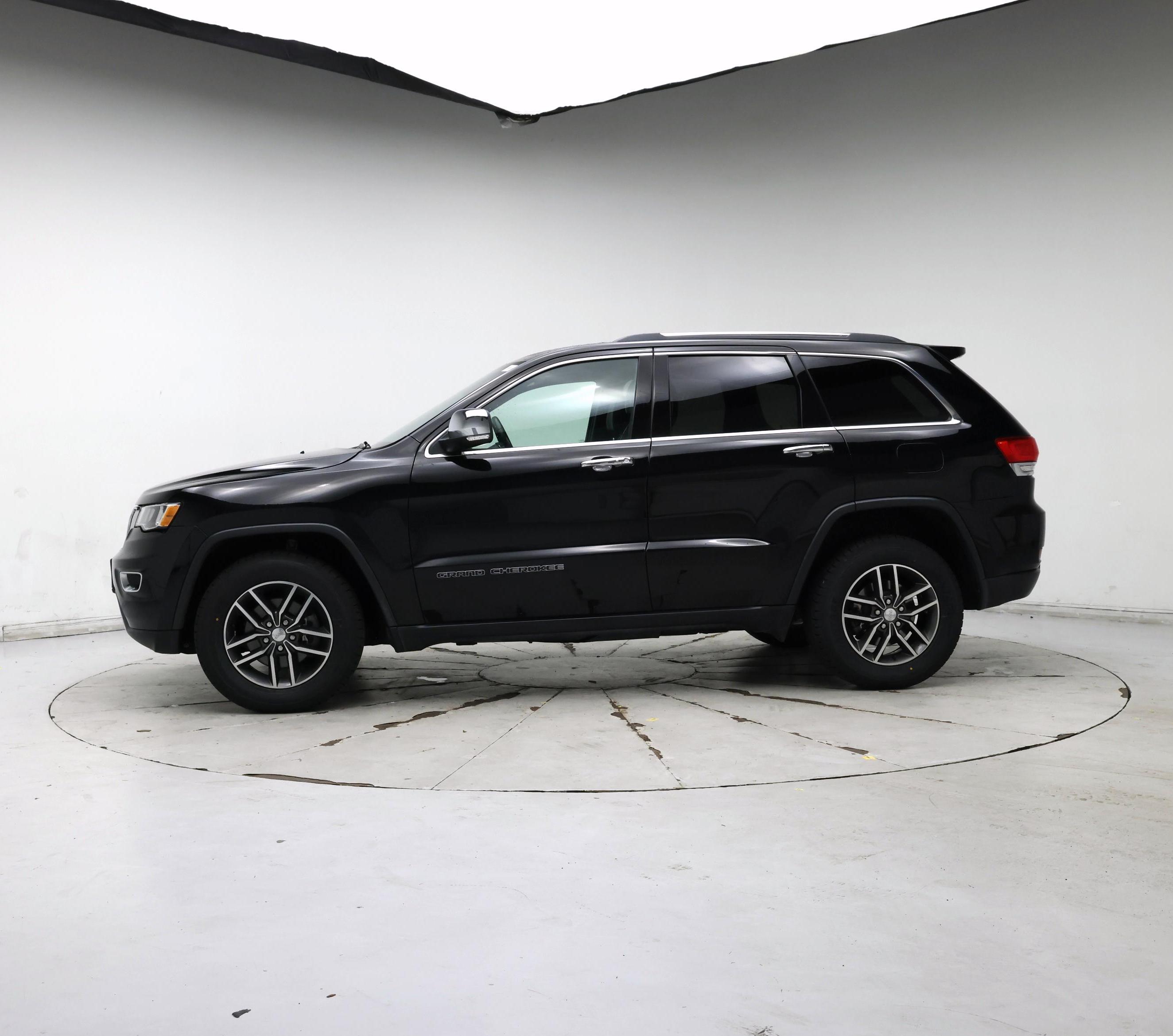 Thumbnail: 2017 Jeep Grand Cherokee - 3
