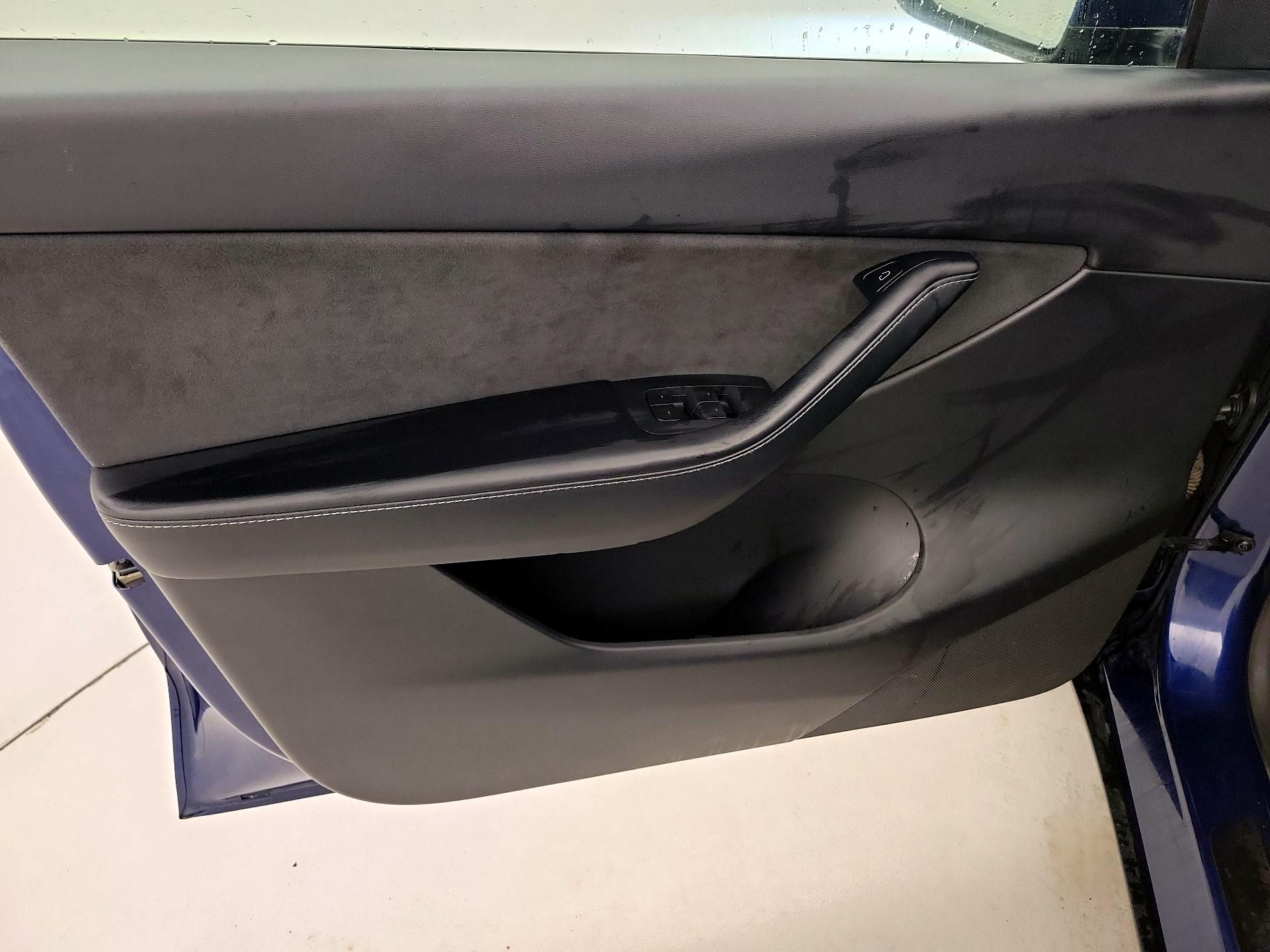 Thumbnail: 2021 Tesla Model Y - 12